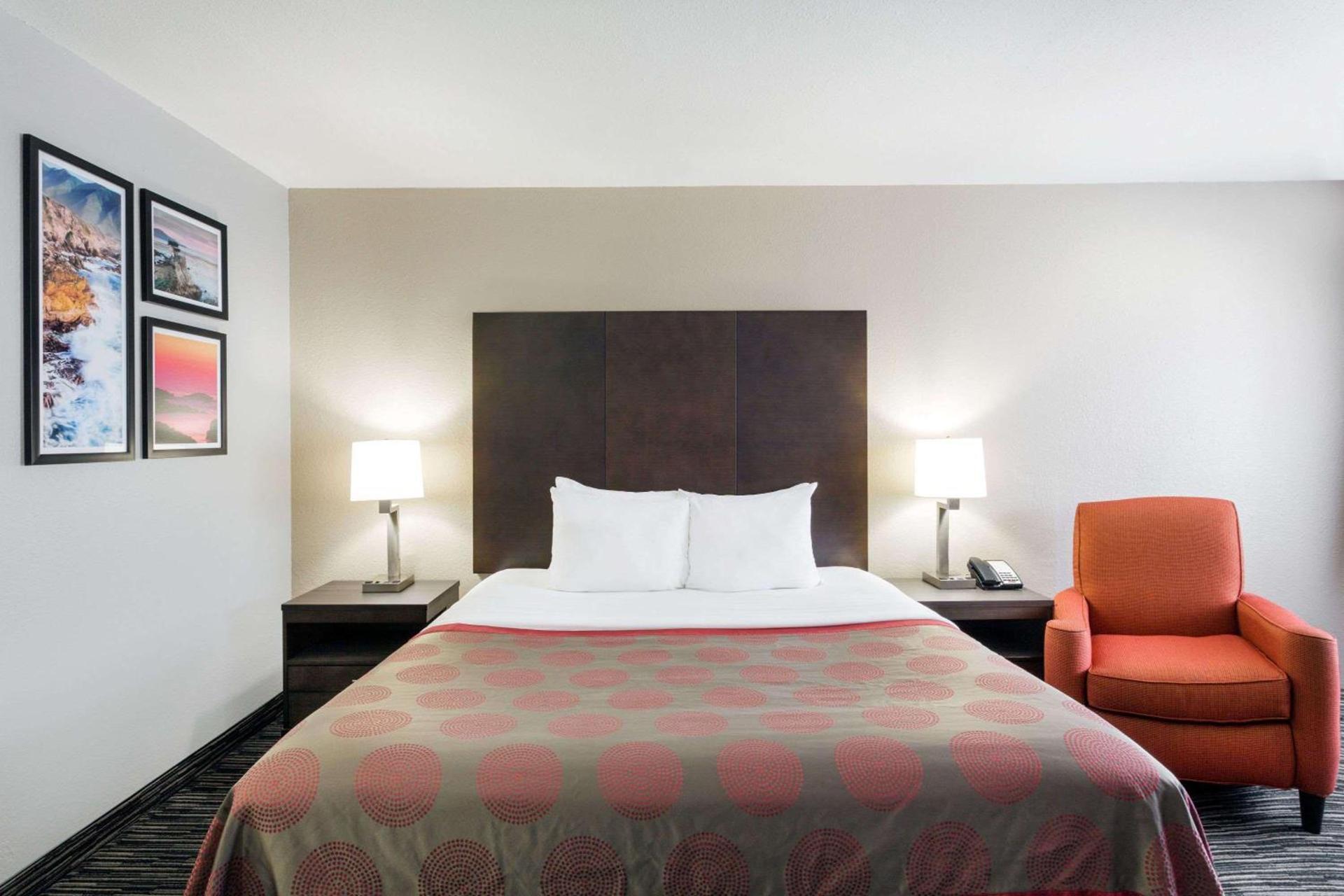 Ramada by Wyndham Monterey photo 35