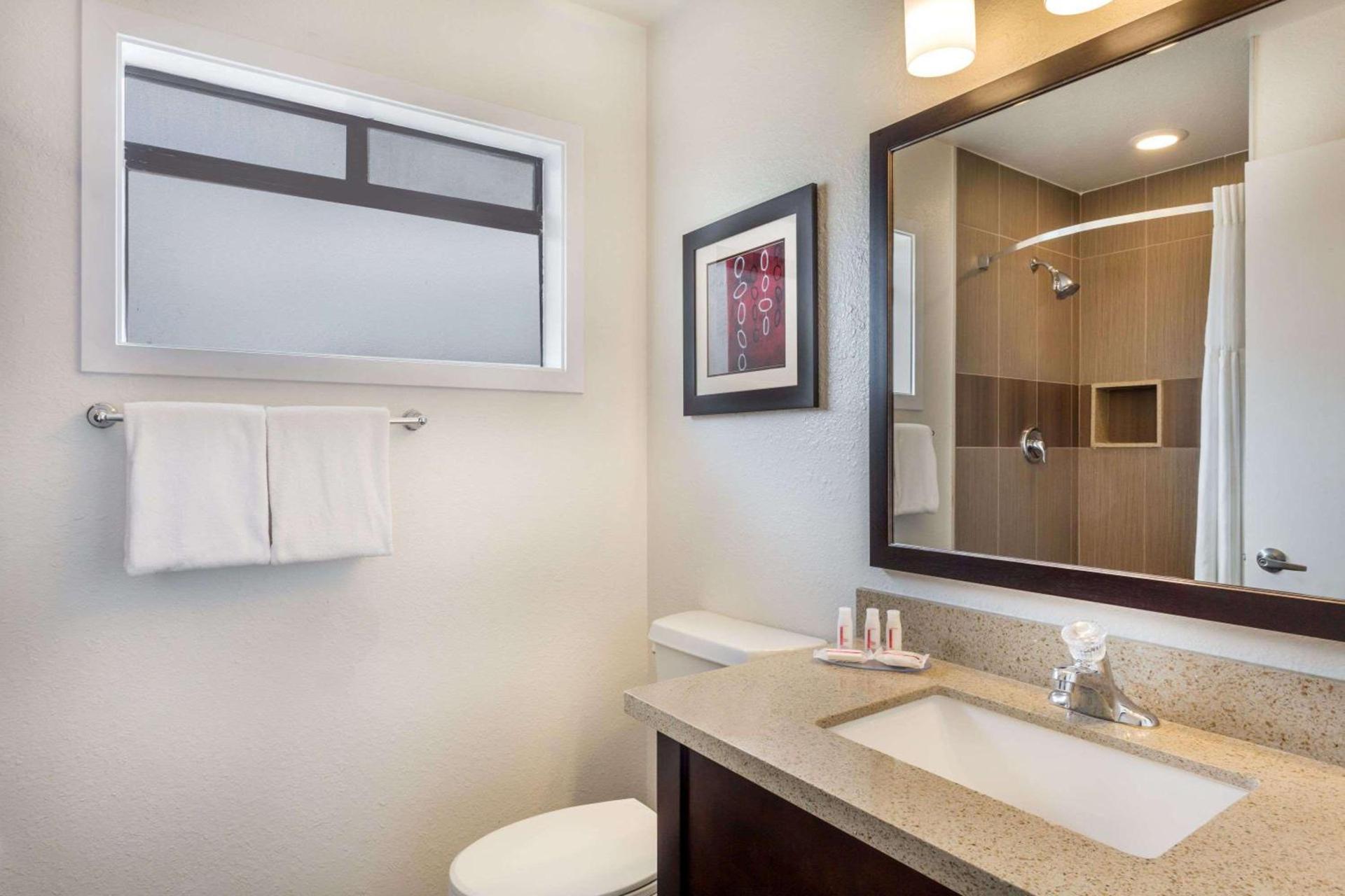 Ramada by Wyndham Monterey photo 27