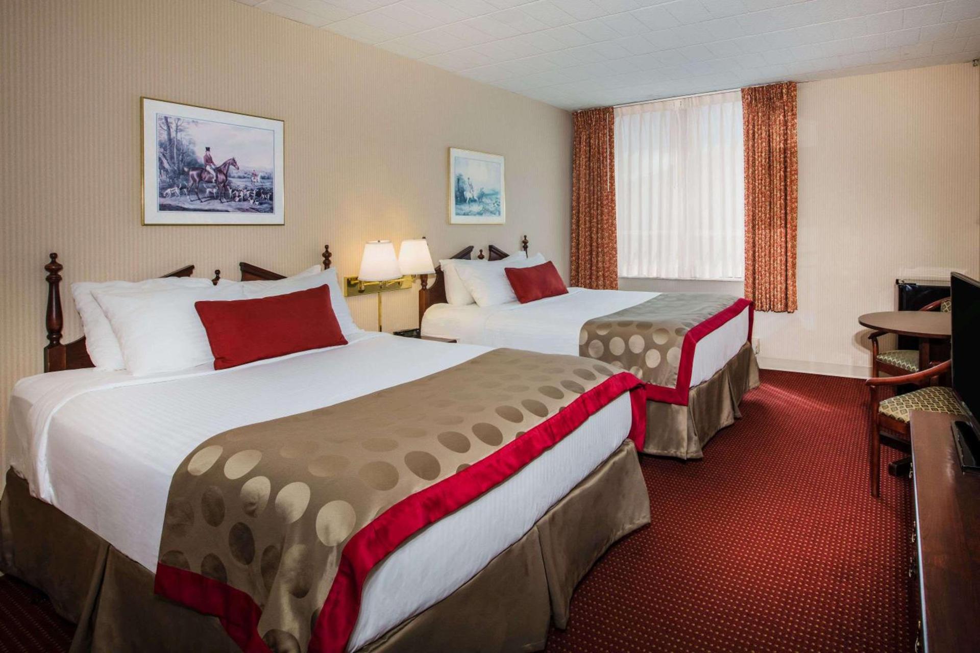 Ramada by Wyndham Ligonier photo 77