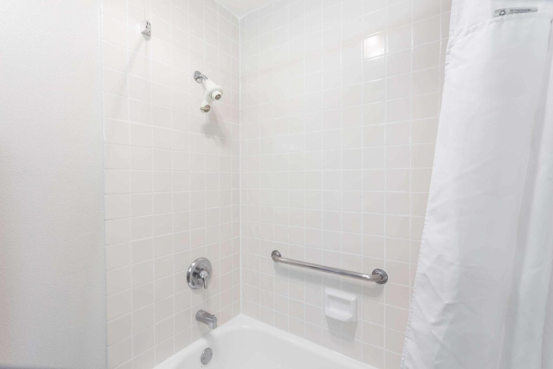 Ramada by Wyndham Oceanside photo 32