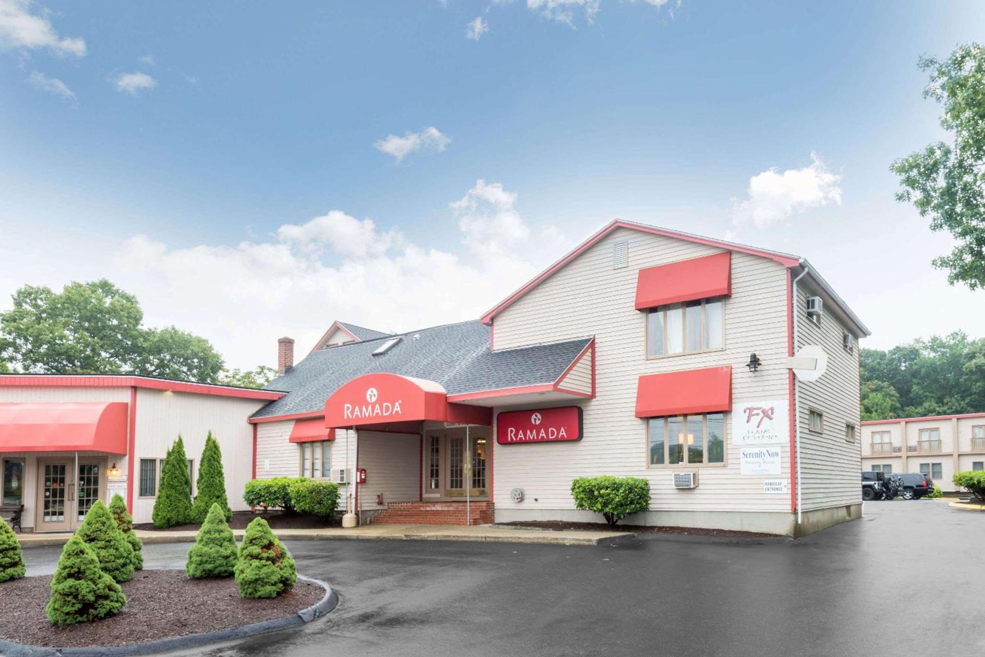 Ramada by Wyndham Groton Mystic photo 2