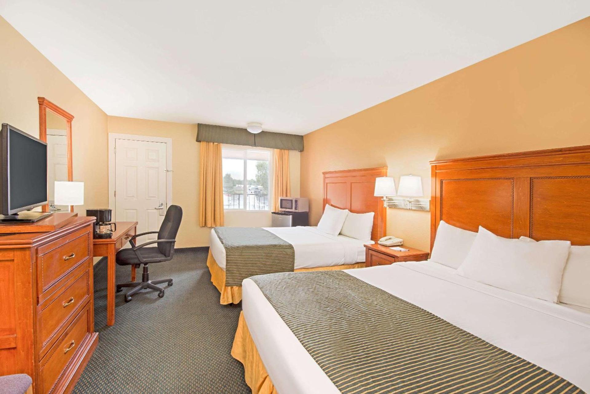 Ramada by Wyndham Flagstaff East photo 4