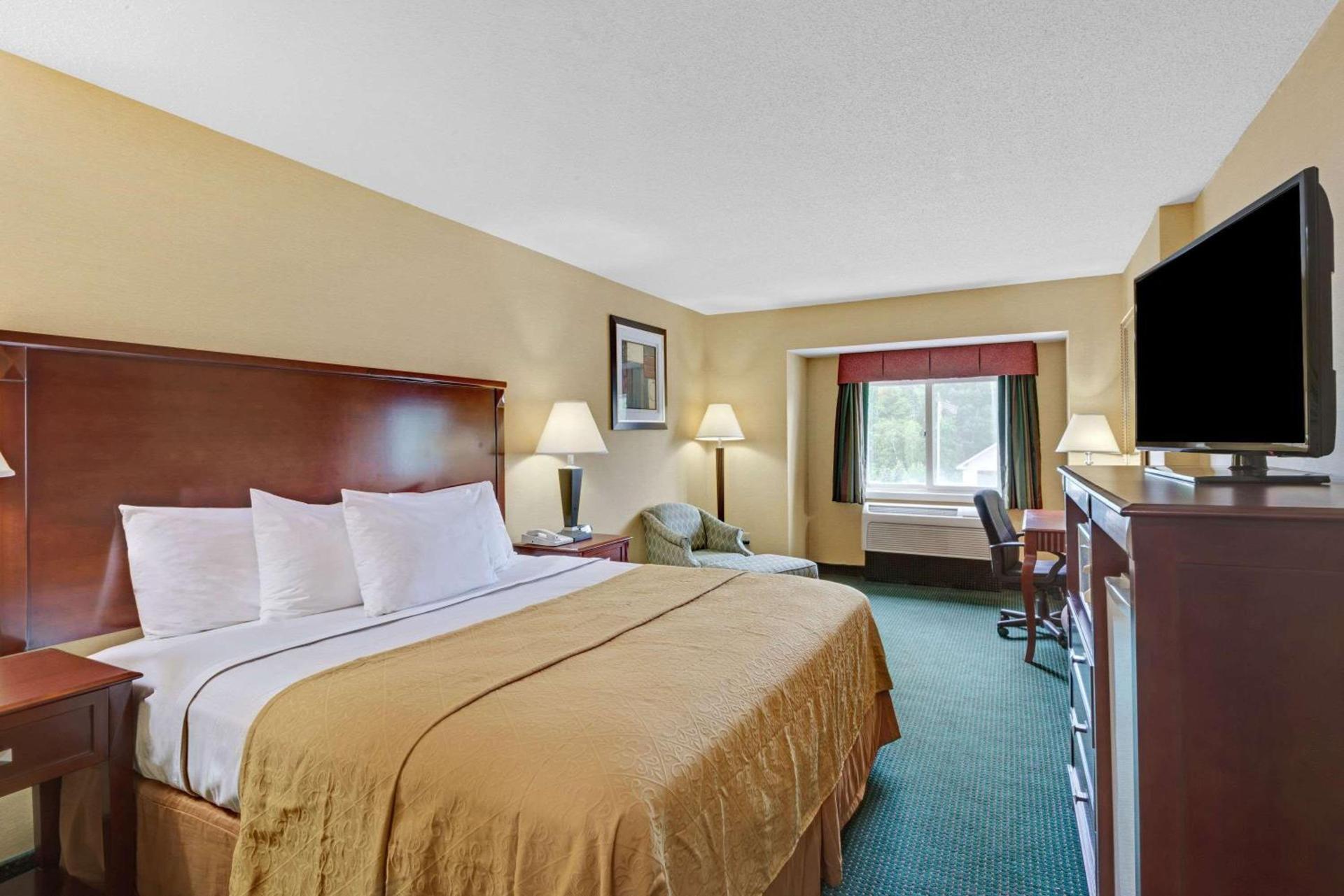 Ramada by Wyndham Kittery photo 6