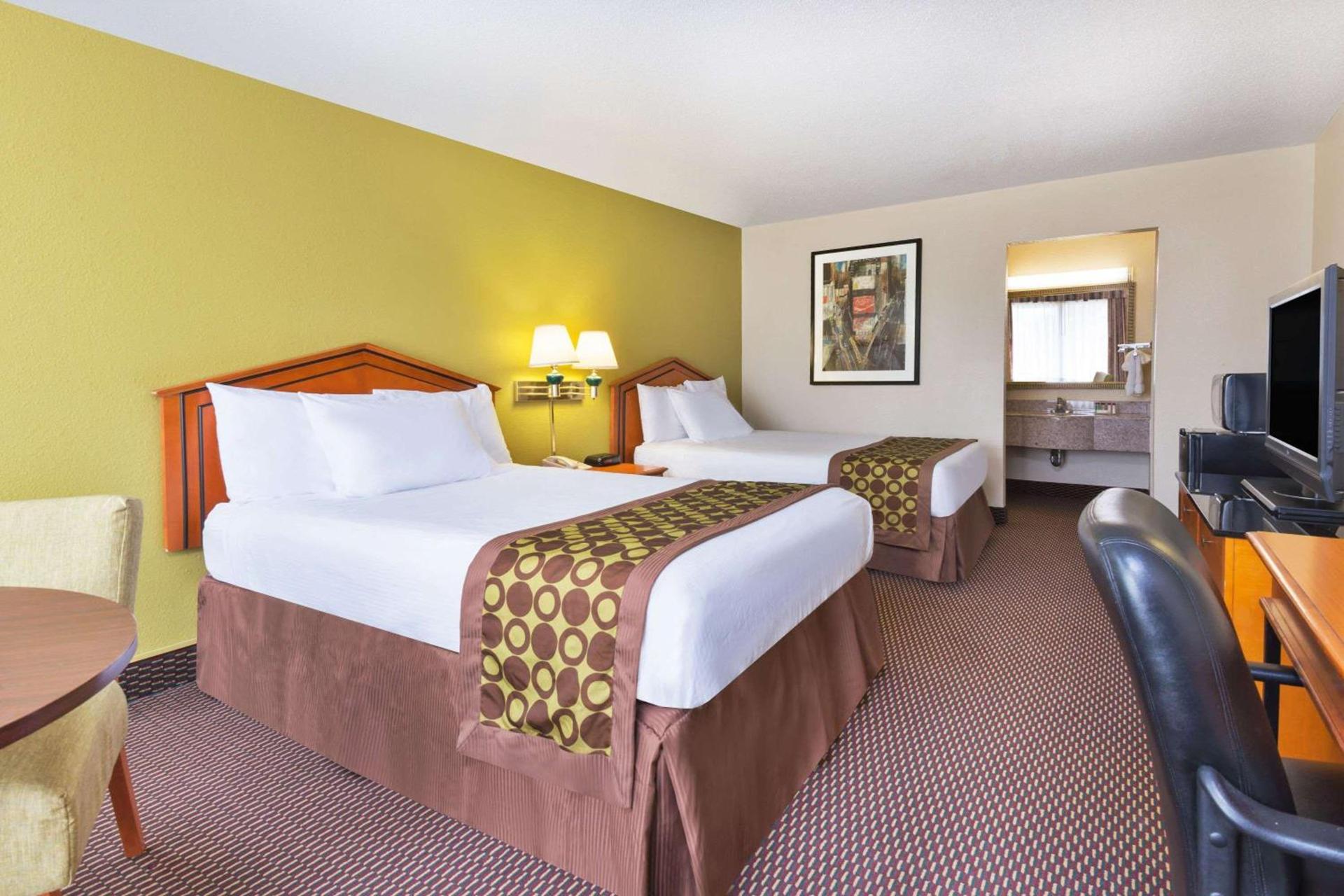 Ramada by Wyndham Pikesville/Baltimore North photo 12