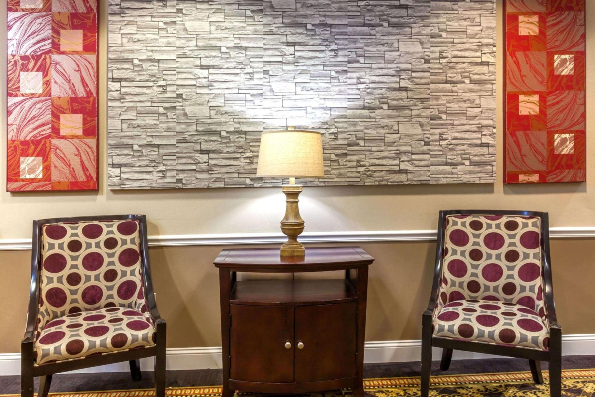 Ramada by Wyndham Jersey City photo 23