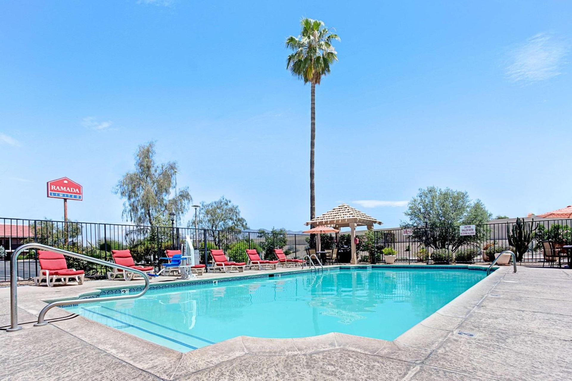 Days Inn by Wyndham Tucson City Center photo 7
