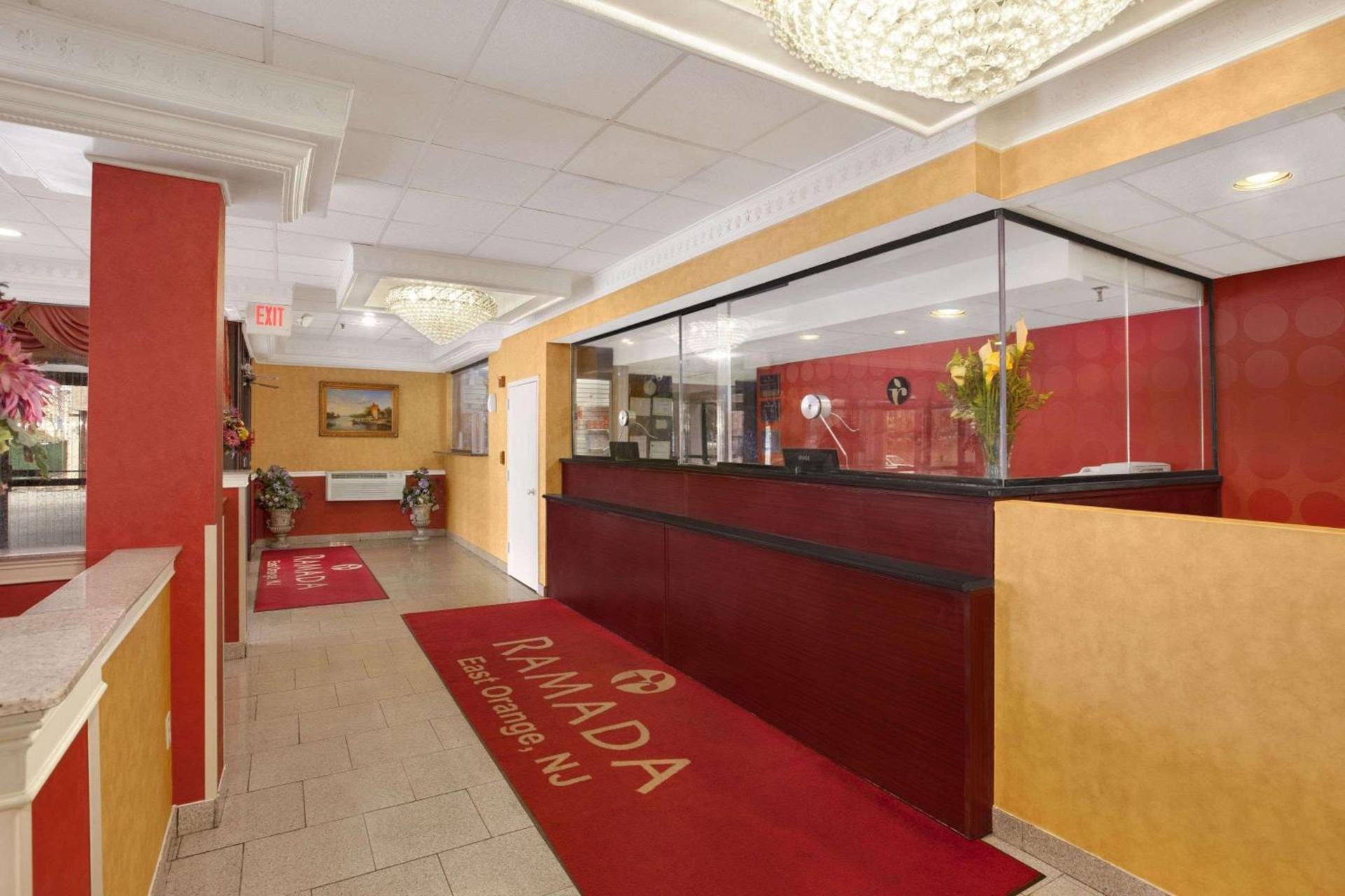 Ramada by Wyndham East Orange photo 2
