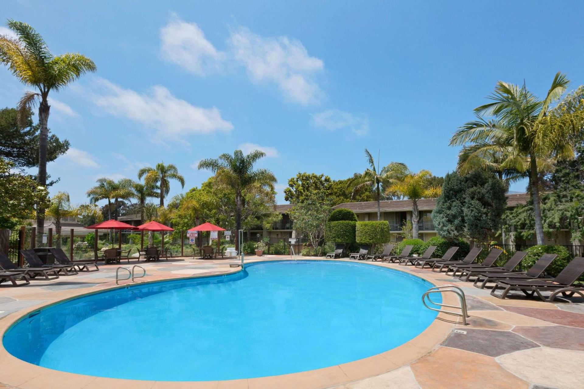 Ramada by Wyndham Santa Barbara photo 11