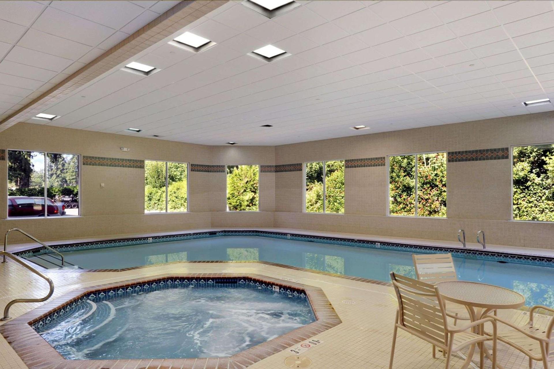 Ramada by Wyndham Olympia photo 3