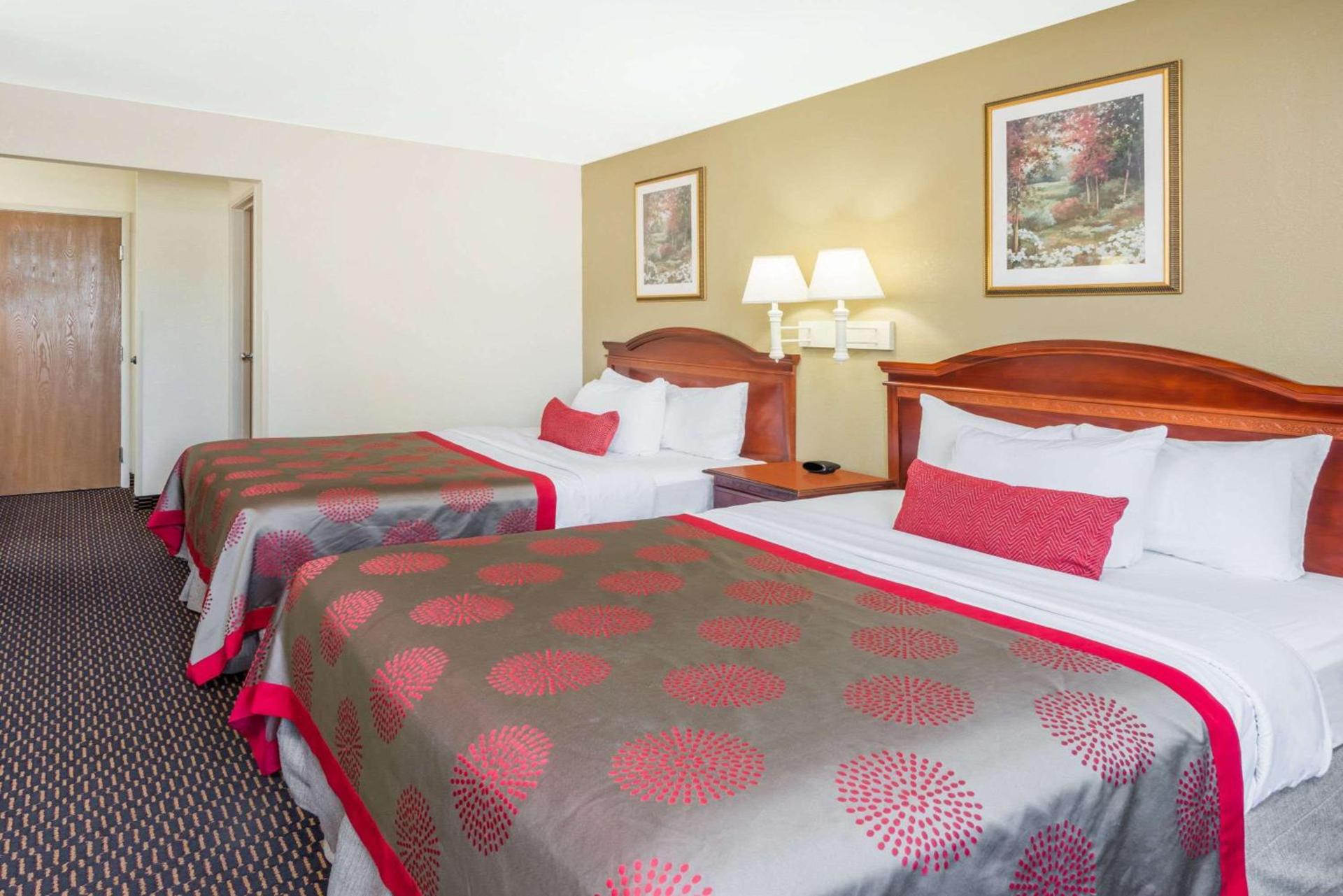 Ramada by Wyndham Columbia photo 22
