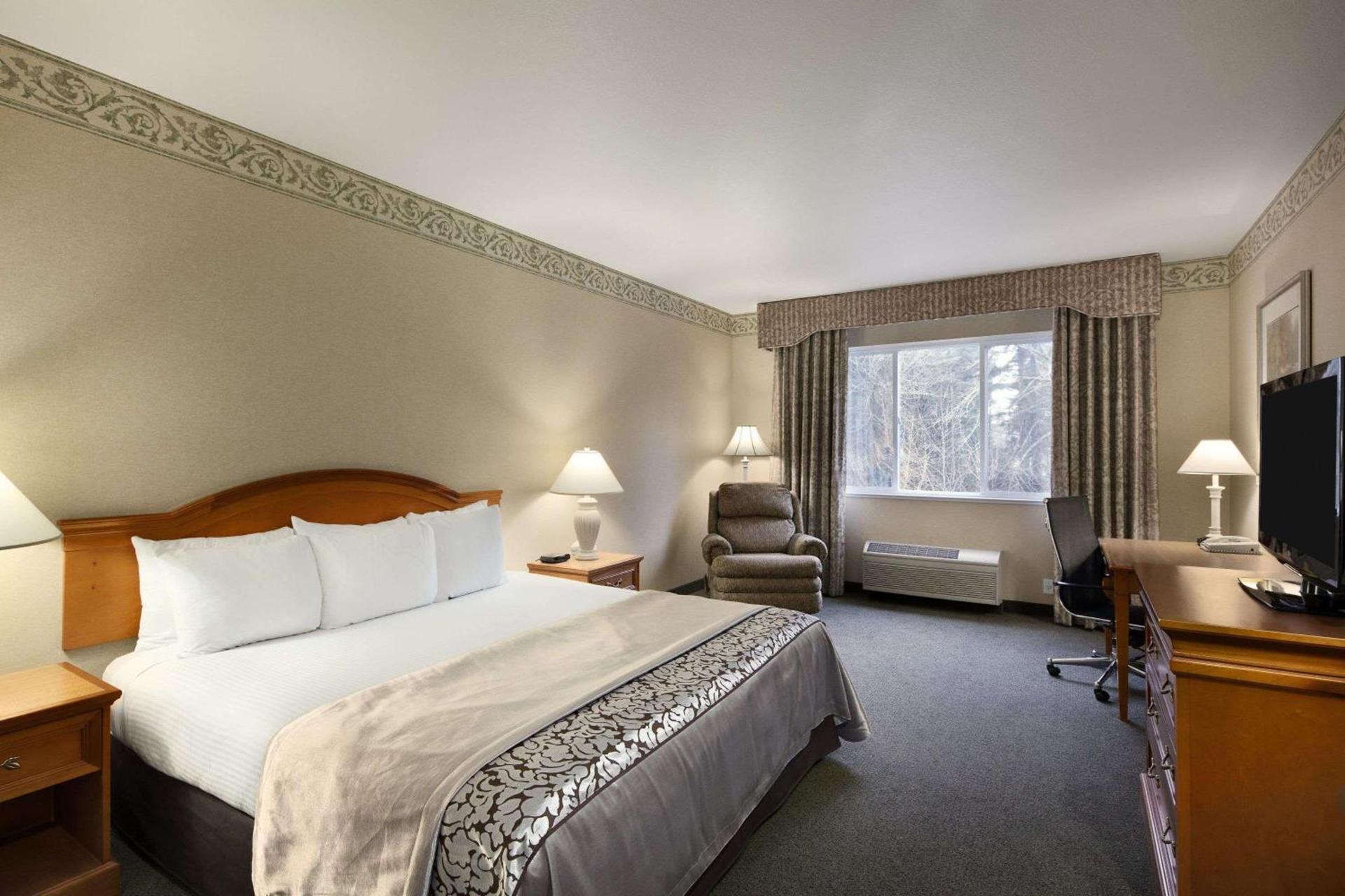 Ramada by Wyndham Olympia photo 7