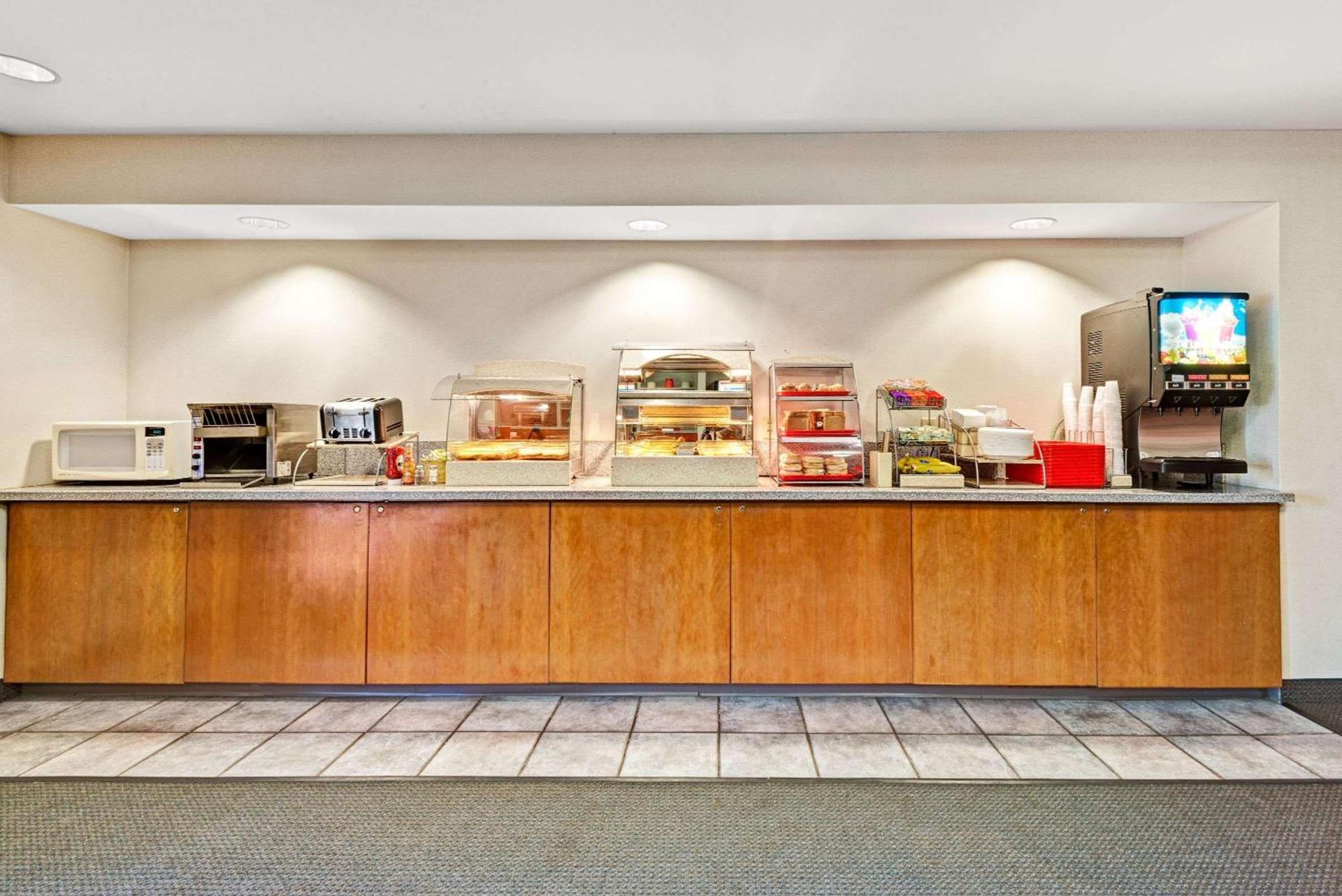 Saco Bay Hotel photo 35