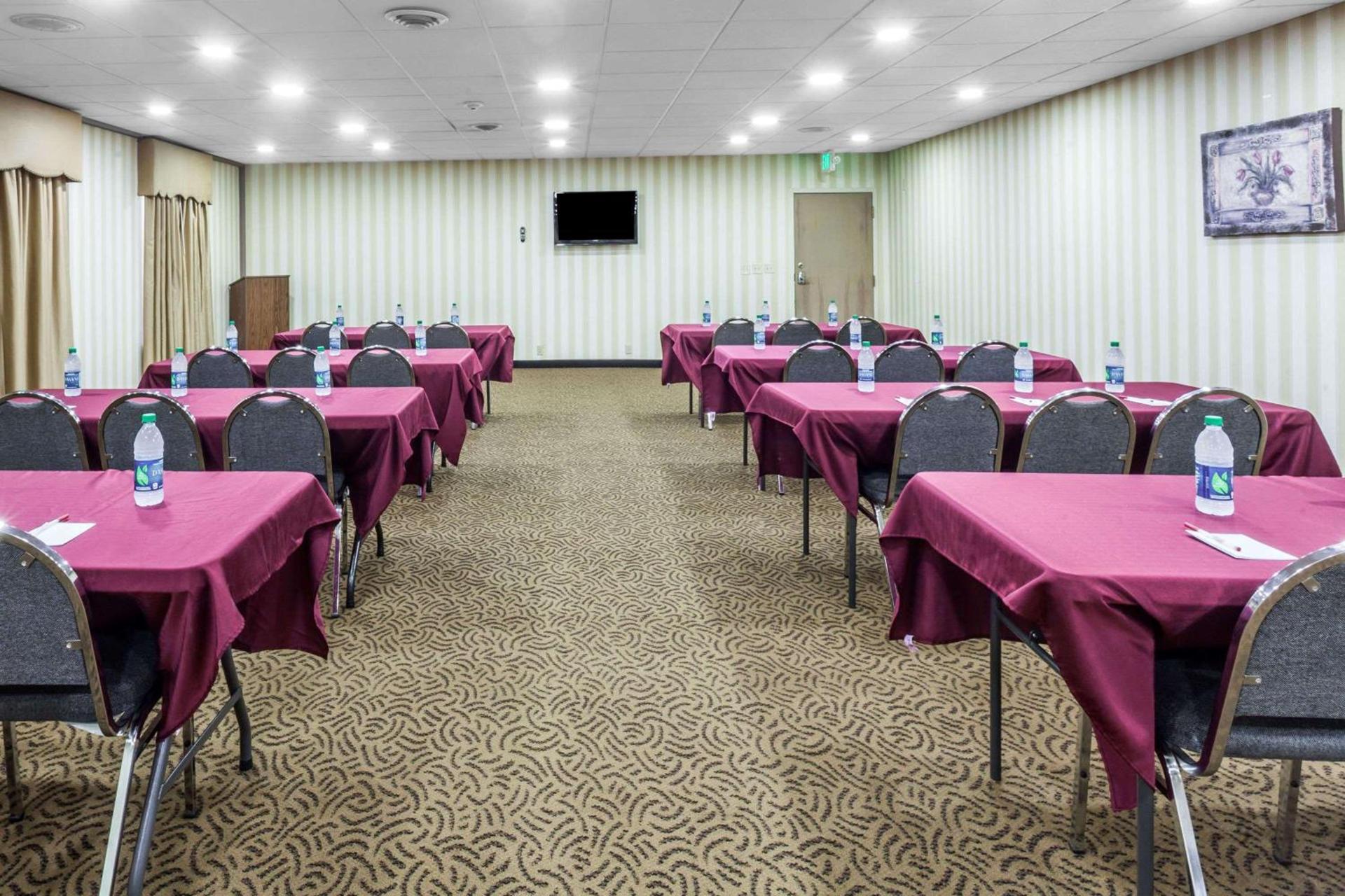Ramada by Wyndham Lebanon photo 10