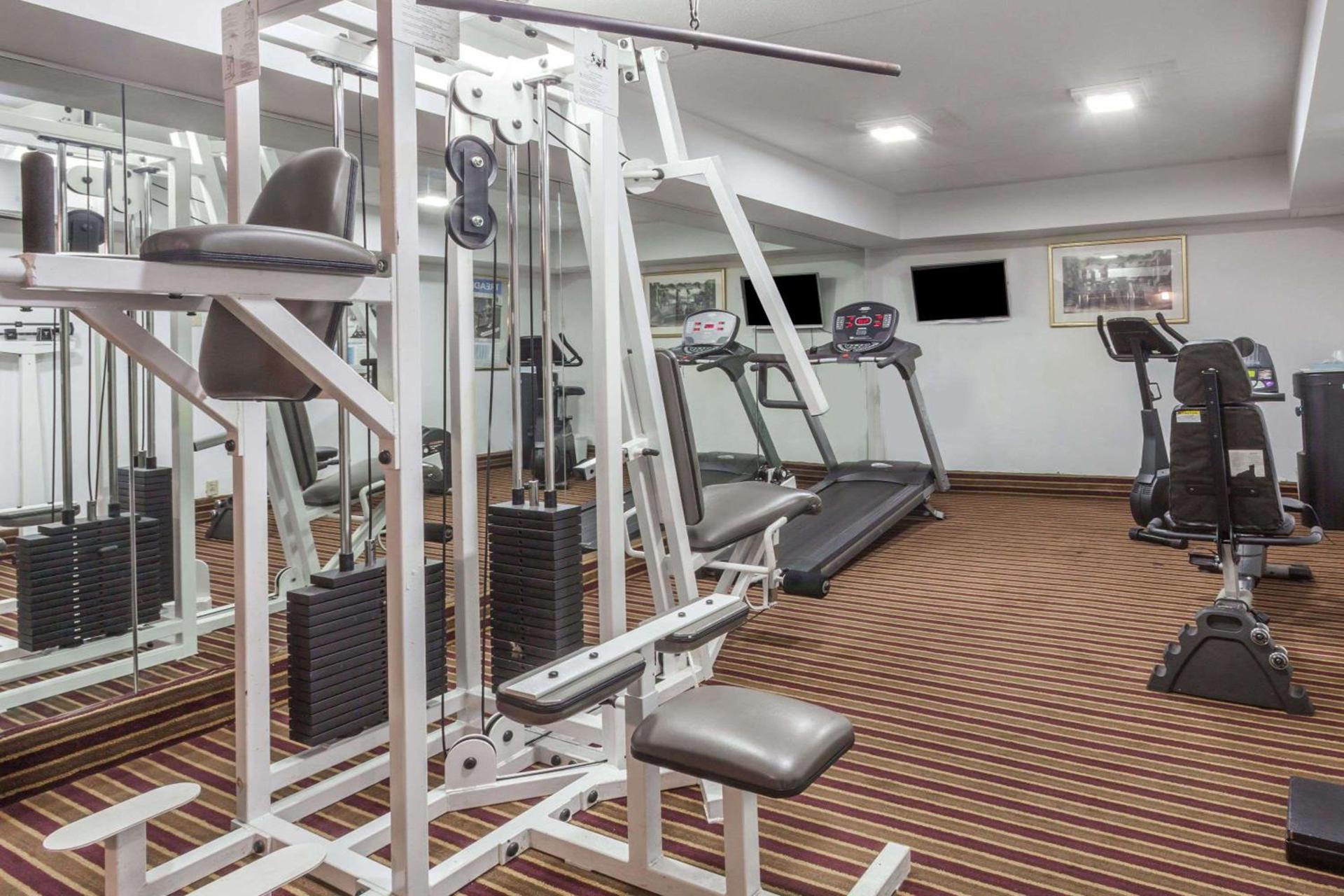 Ramada by Wyndham Lebanon photo 4