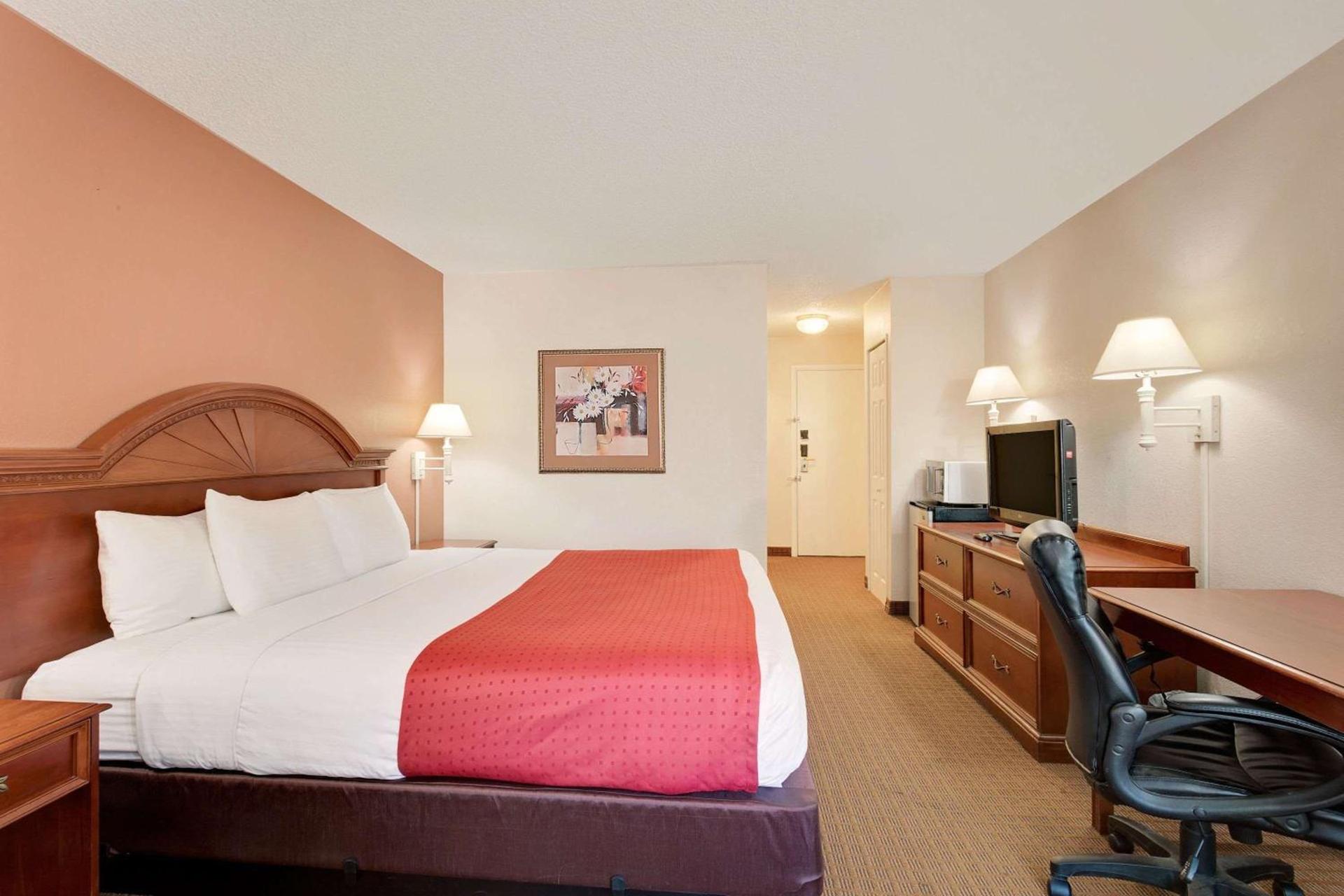 Ramada by Wyndham Provo photo 20