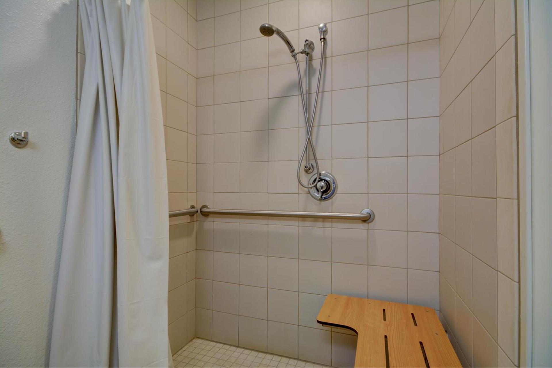 Studio 6-Mountlake Terrace, WA - Seattle photo 30