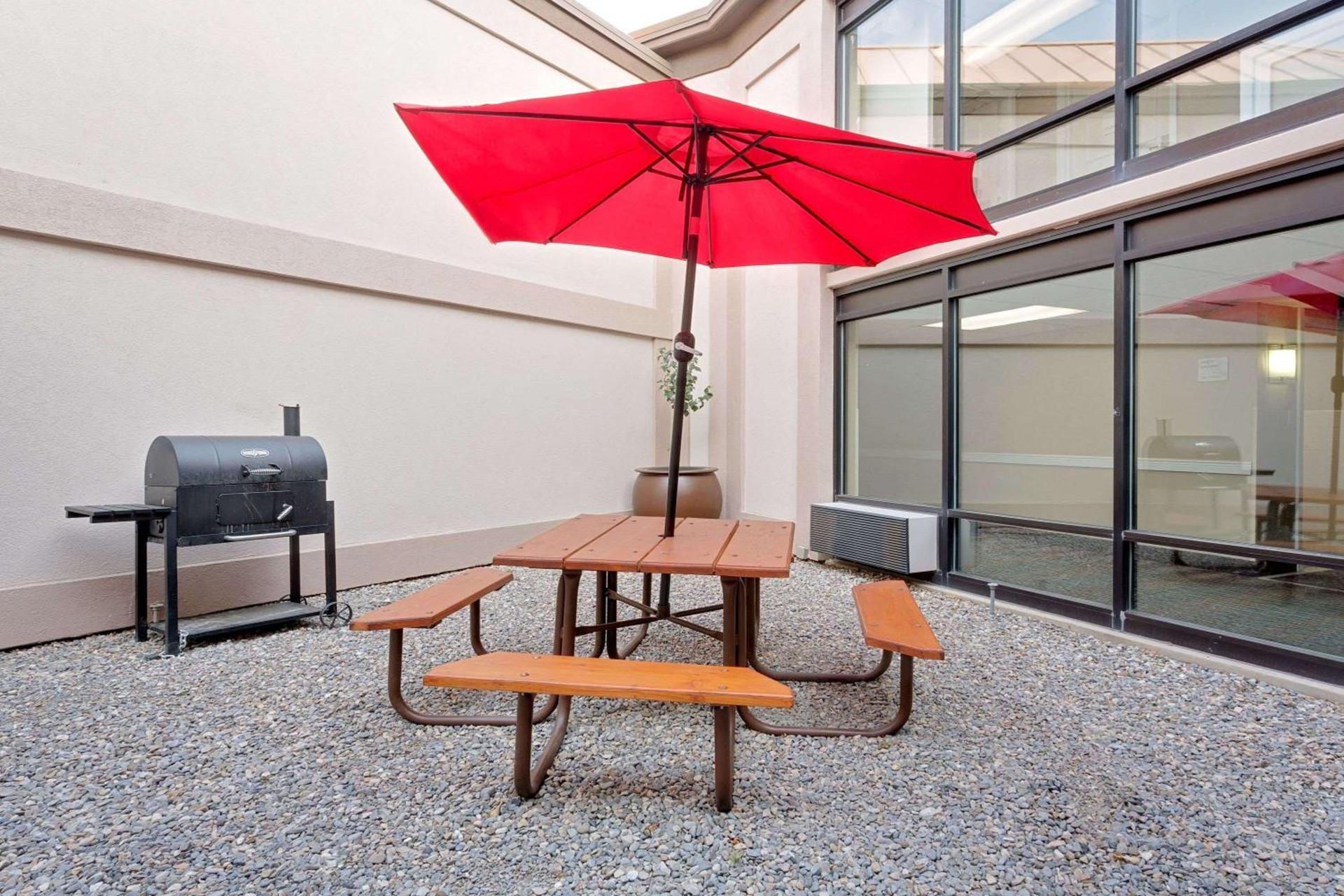 Ramada by Wyndham Provo photo 26