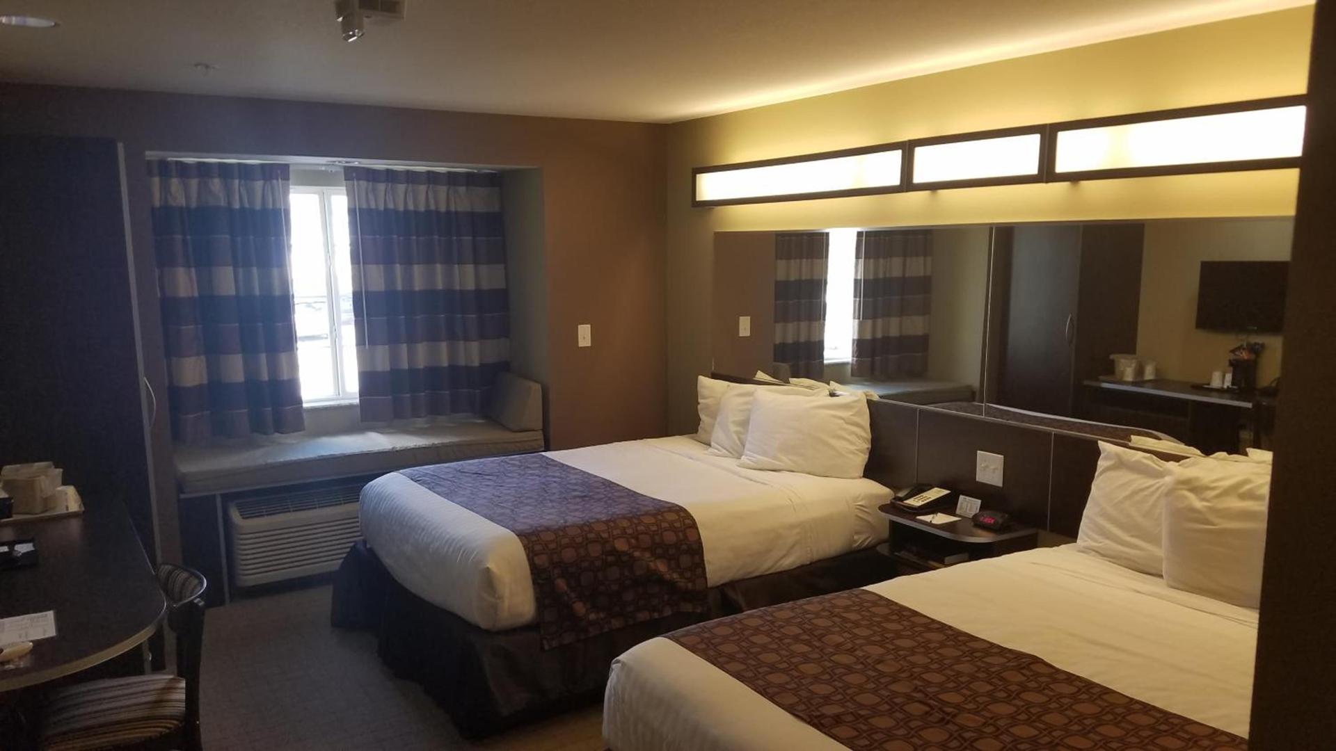 Microtel Inn & Suites by Wyndham photo 28