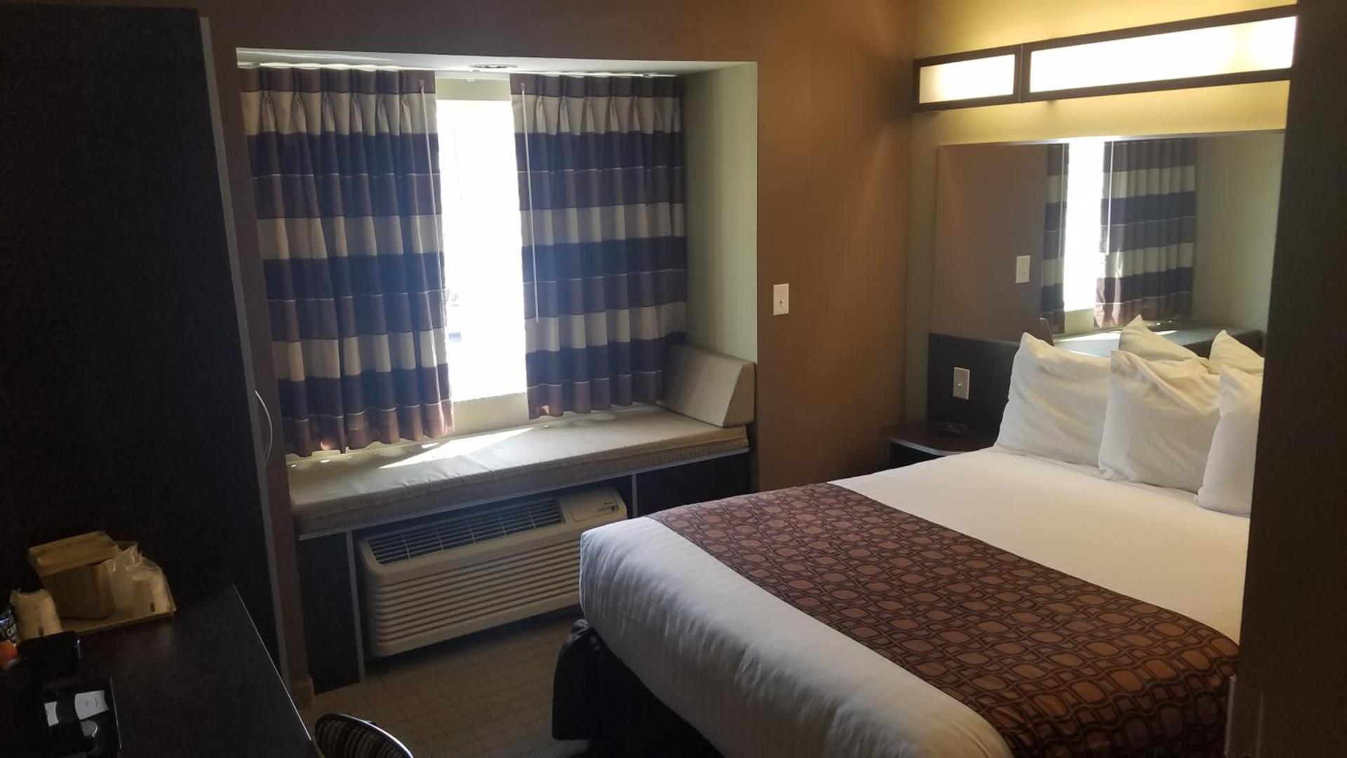 Microtel Inn & Suites by Wyndham photo 26