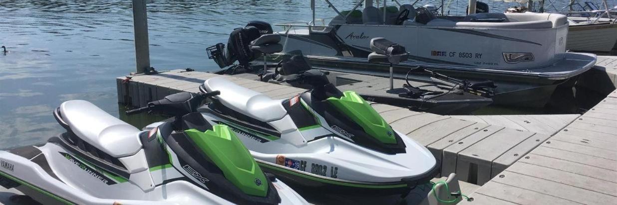 Clear Lake Cottages & Marina photo 2