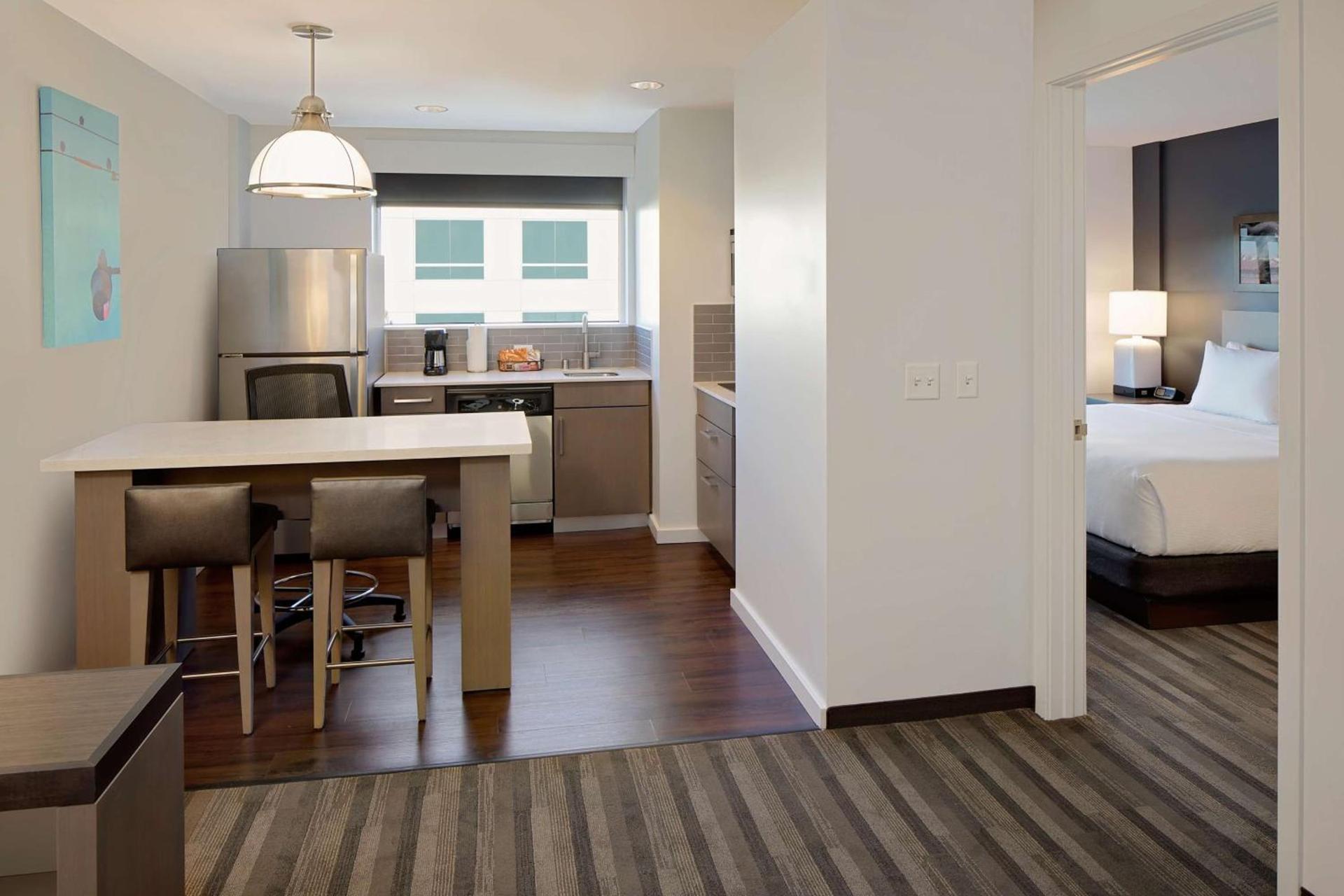 Hyatt House Irvine/John Wayne Airport photo 40
