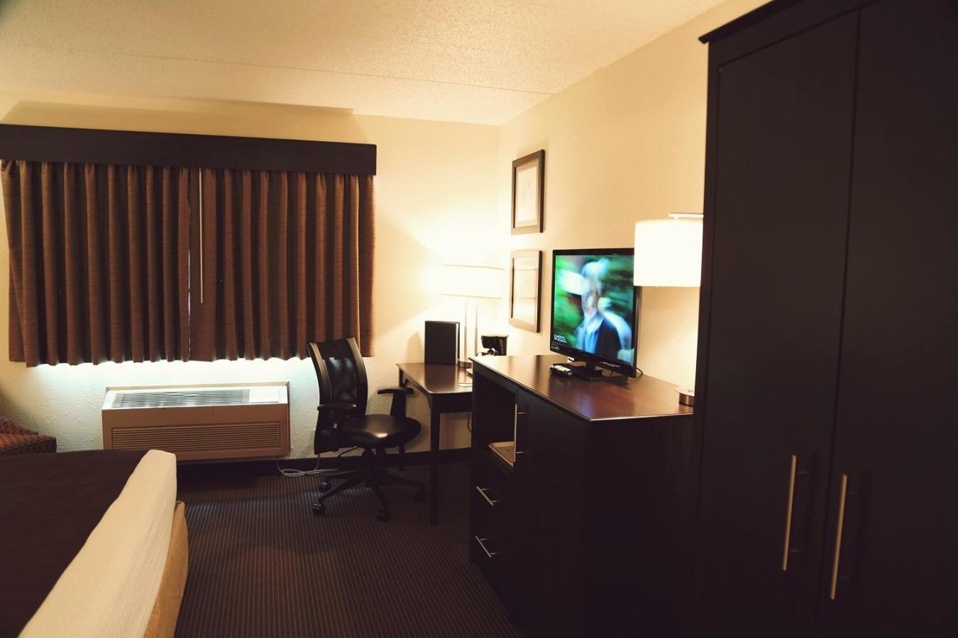 AmericInn by Wyndham Wadena photo 22