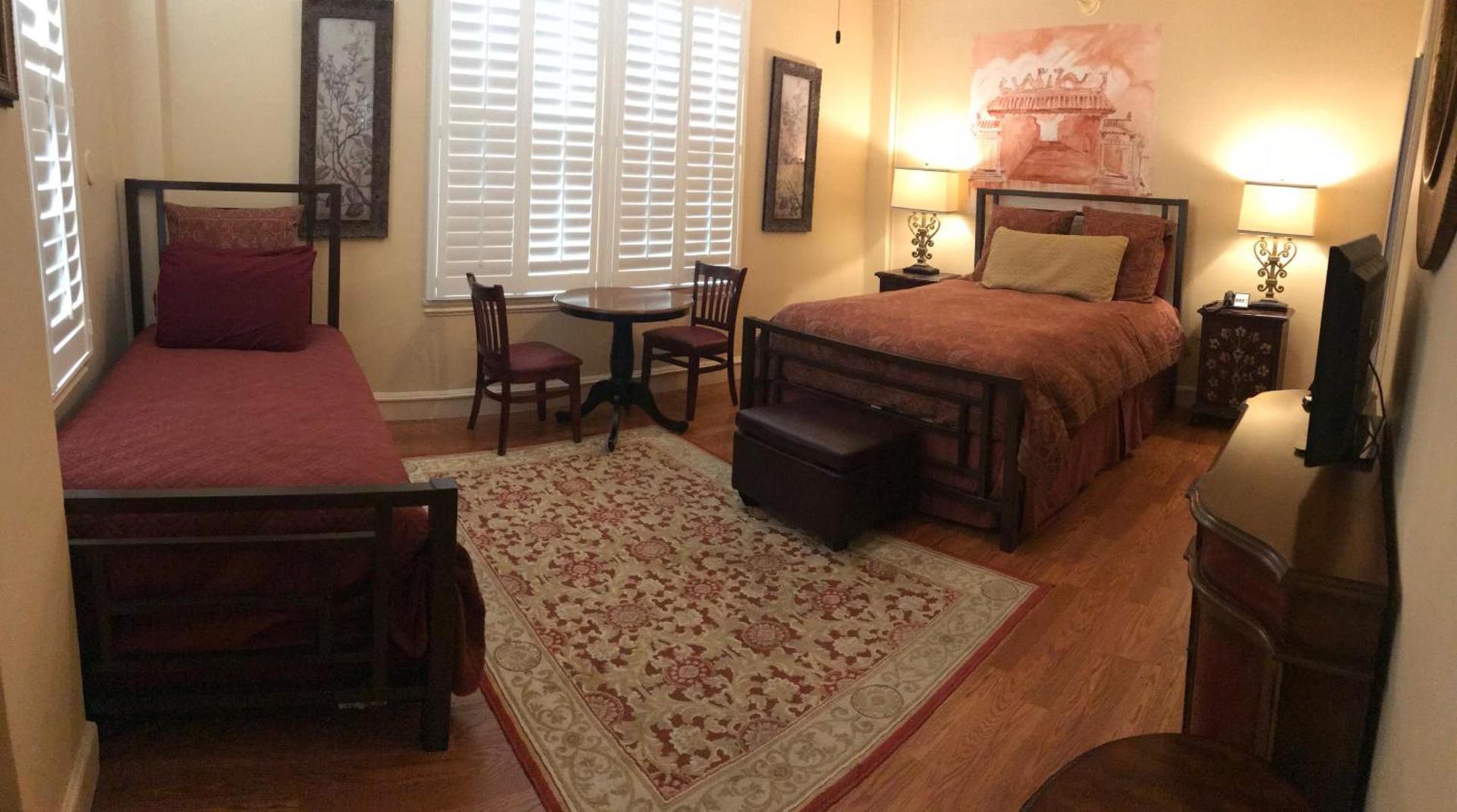 Mayflower Hotel photo 15