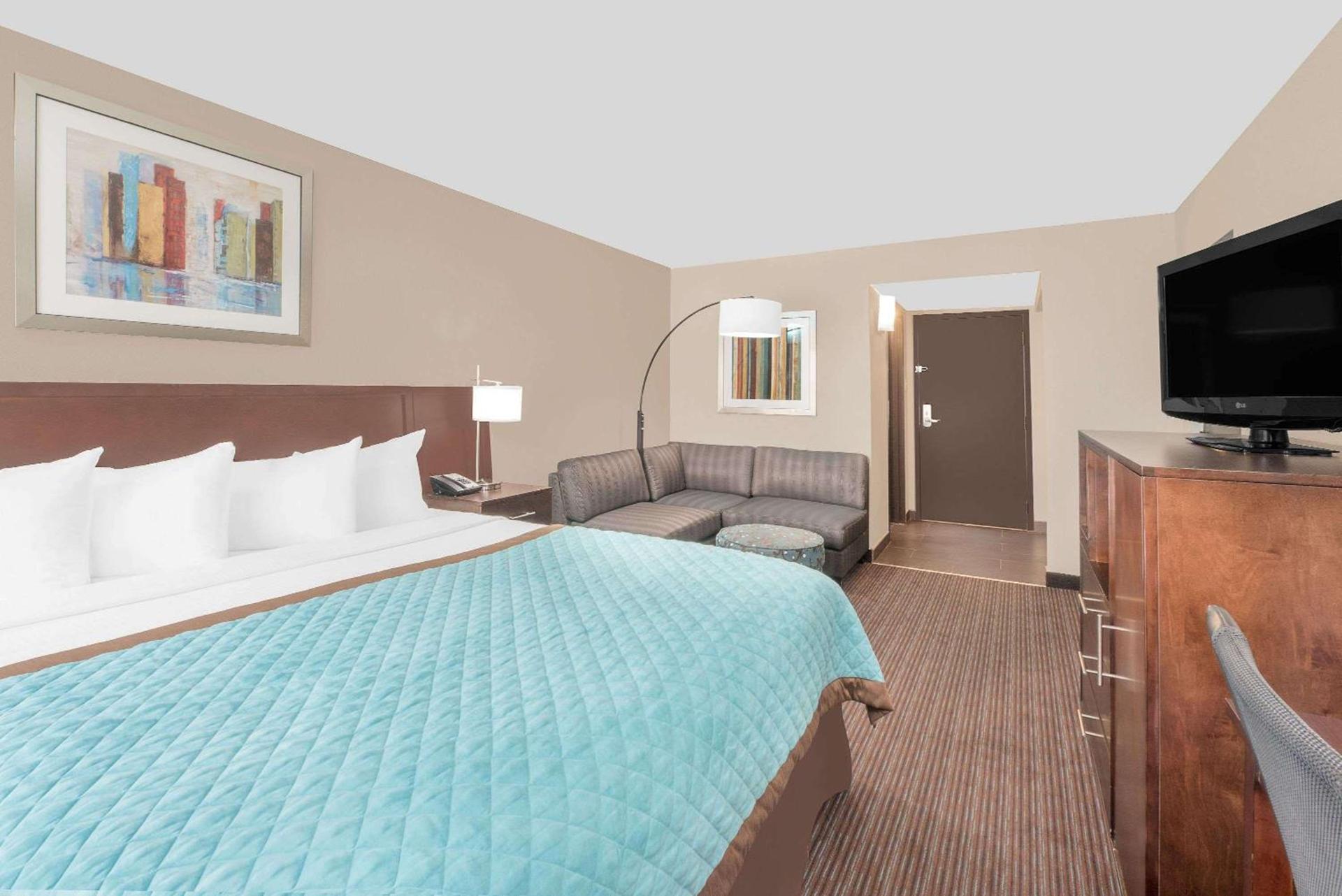 Wyndham Garden Midland photo 7