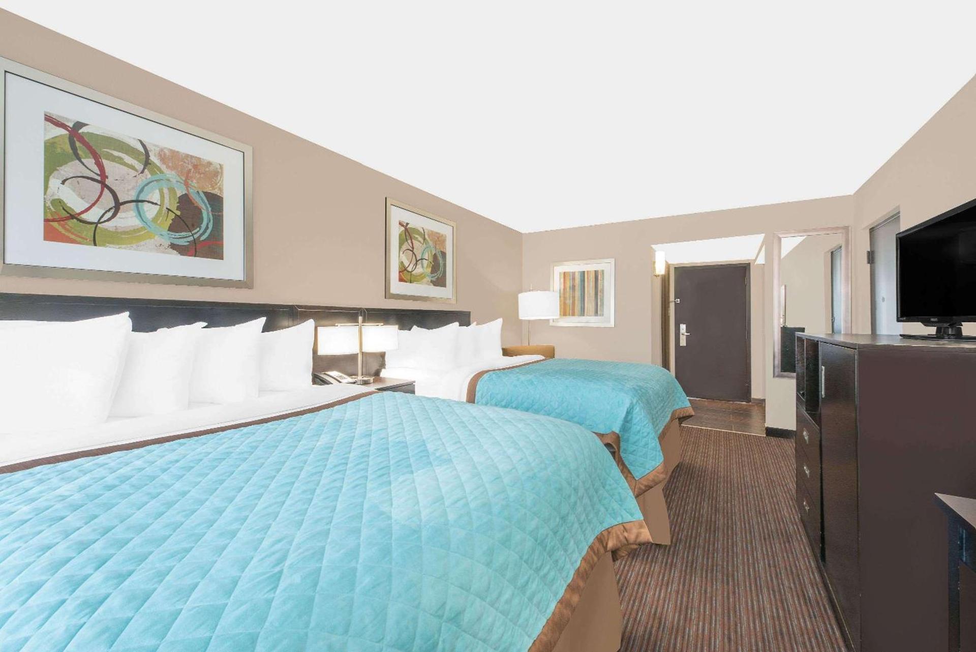 Wyndham Garden Midland photo 12