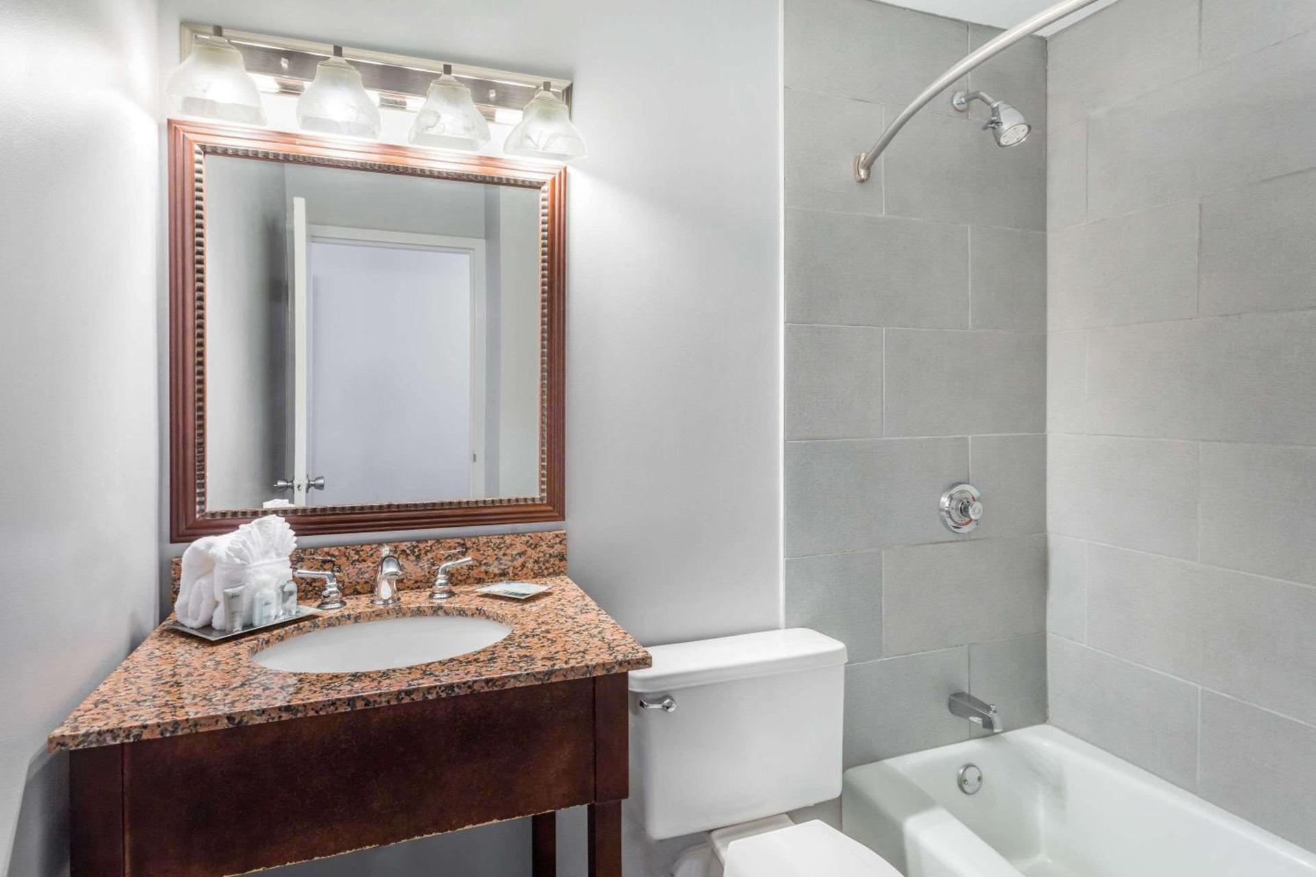Wyndham Garden Greensboro photo 57
