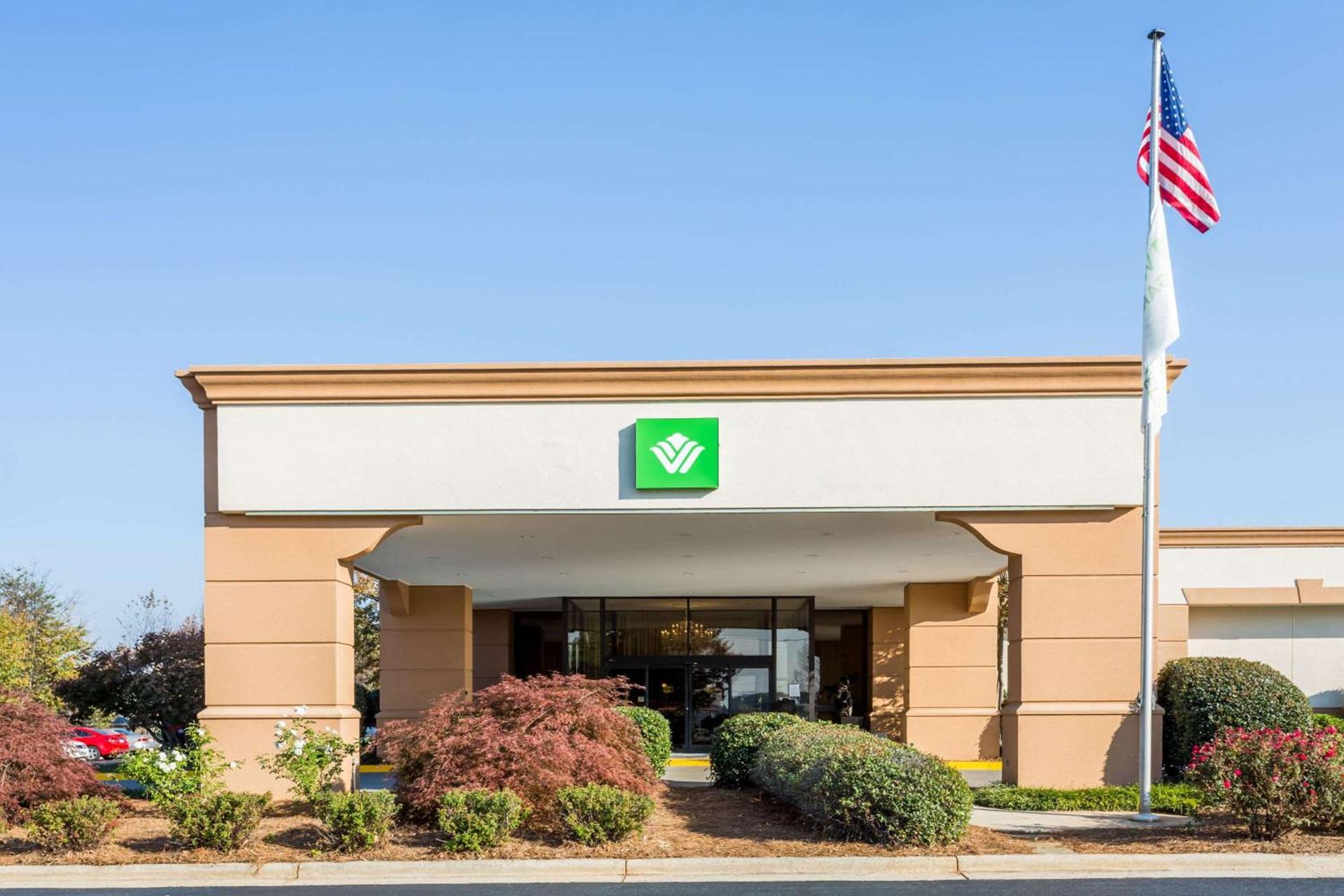 Wyndham Garden Greensboro — hotel in Greensboro