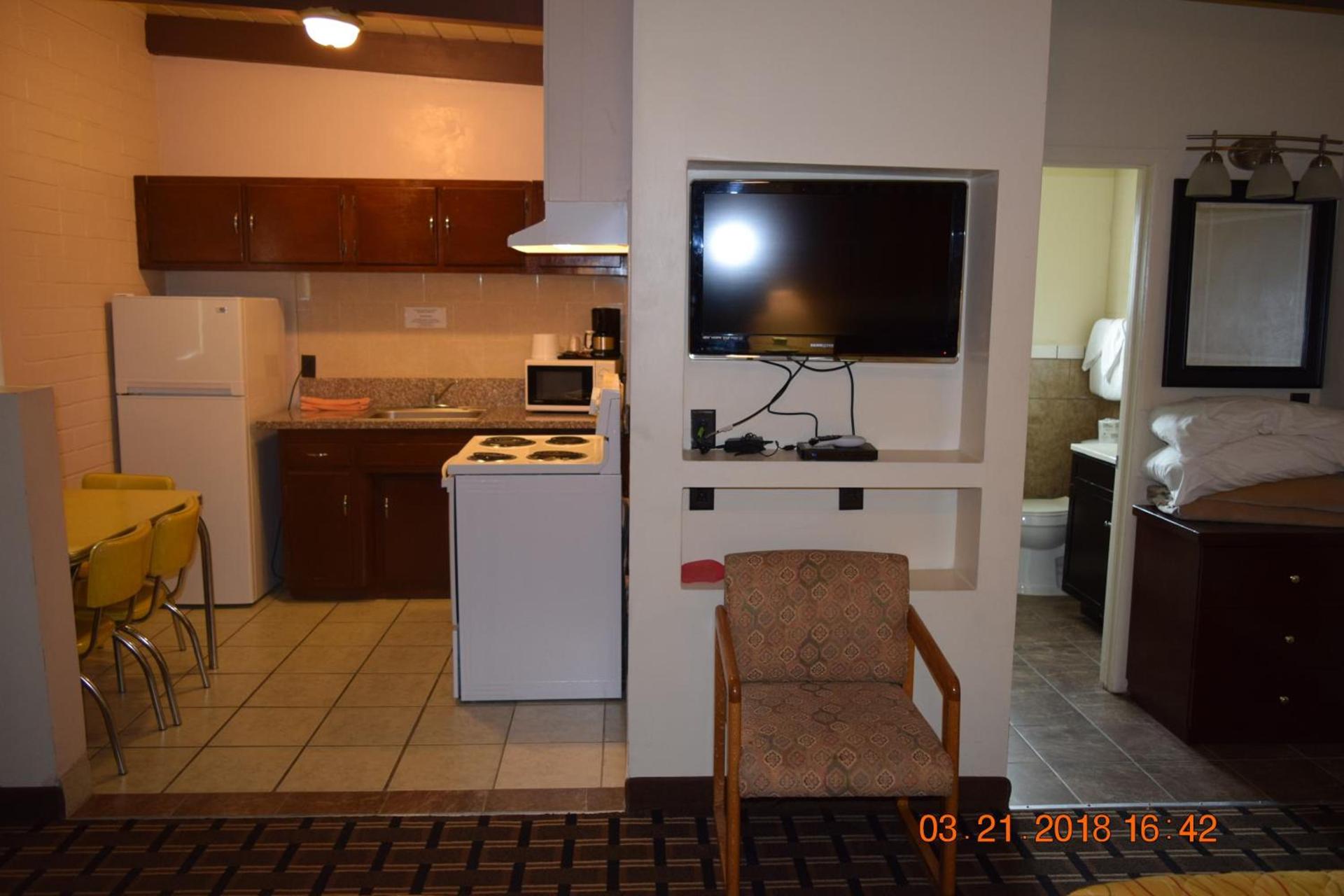 Stanlunds Inn and Suites photo 19