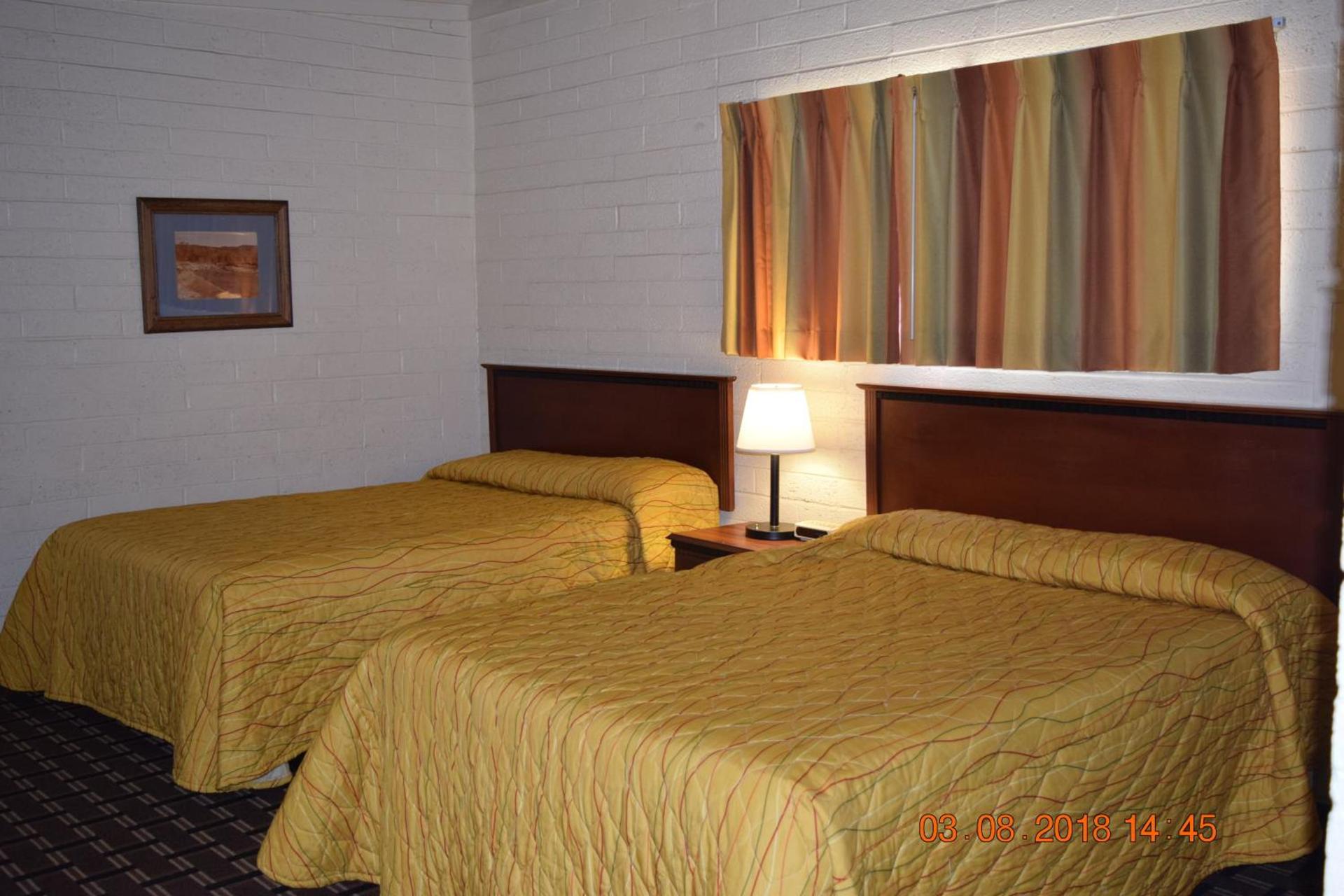 Stanlunds Inn and Suites photo 41