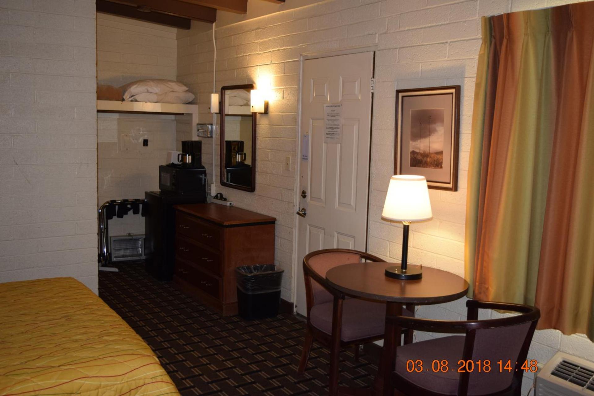 Stanlunds Inn and Suites photo 43