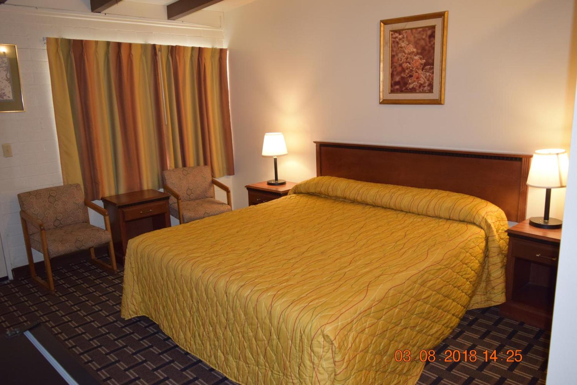 Stanlunds Inn and Suites photo 24