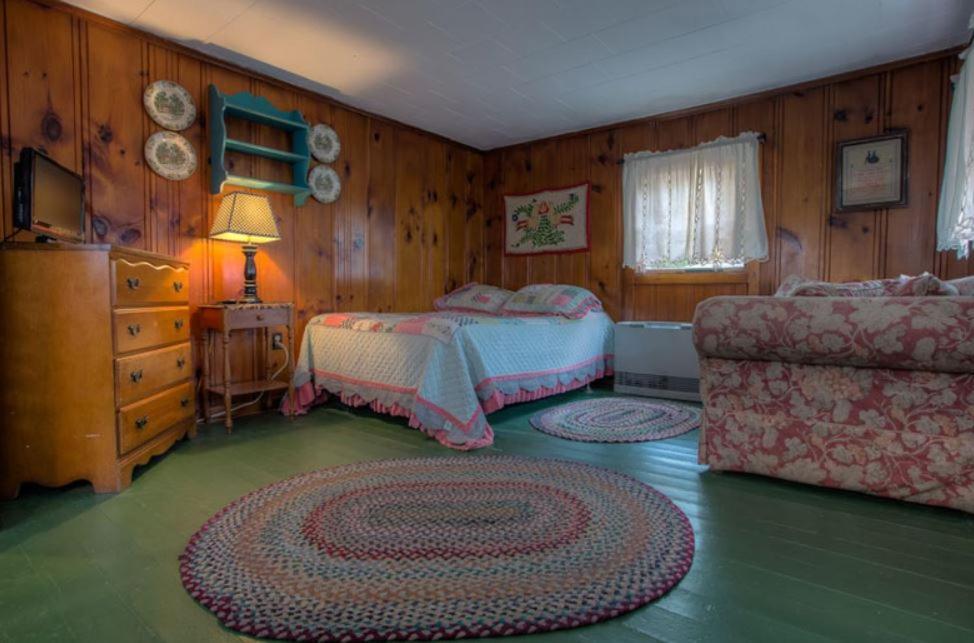 Cottage Place on Squam Lake - Cabins photo 10