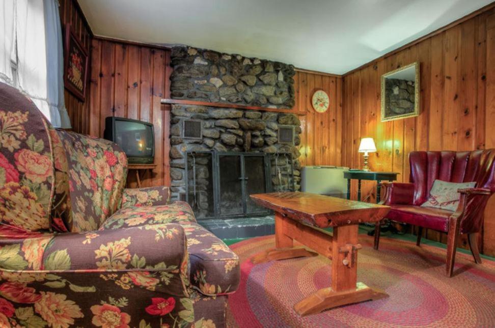 Cottage Place on Squam Lake - Cabins photo 18