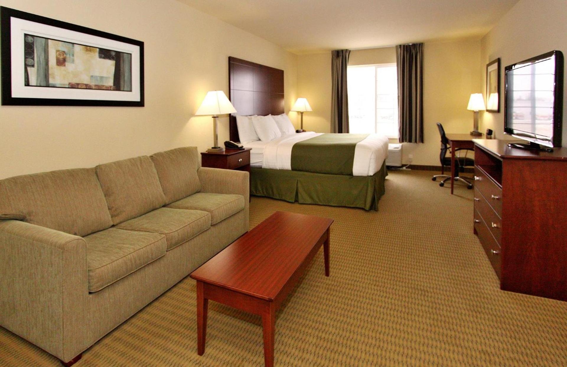 Cobblestone Hotel & Suites - Knoxville photo 4