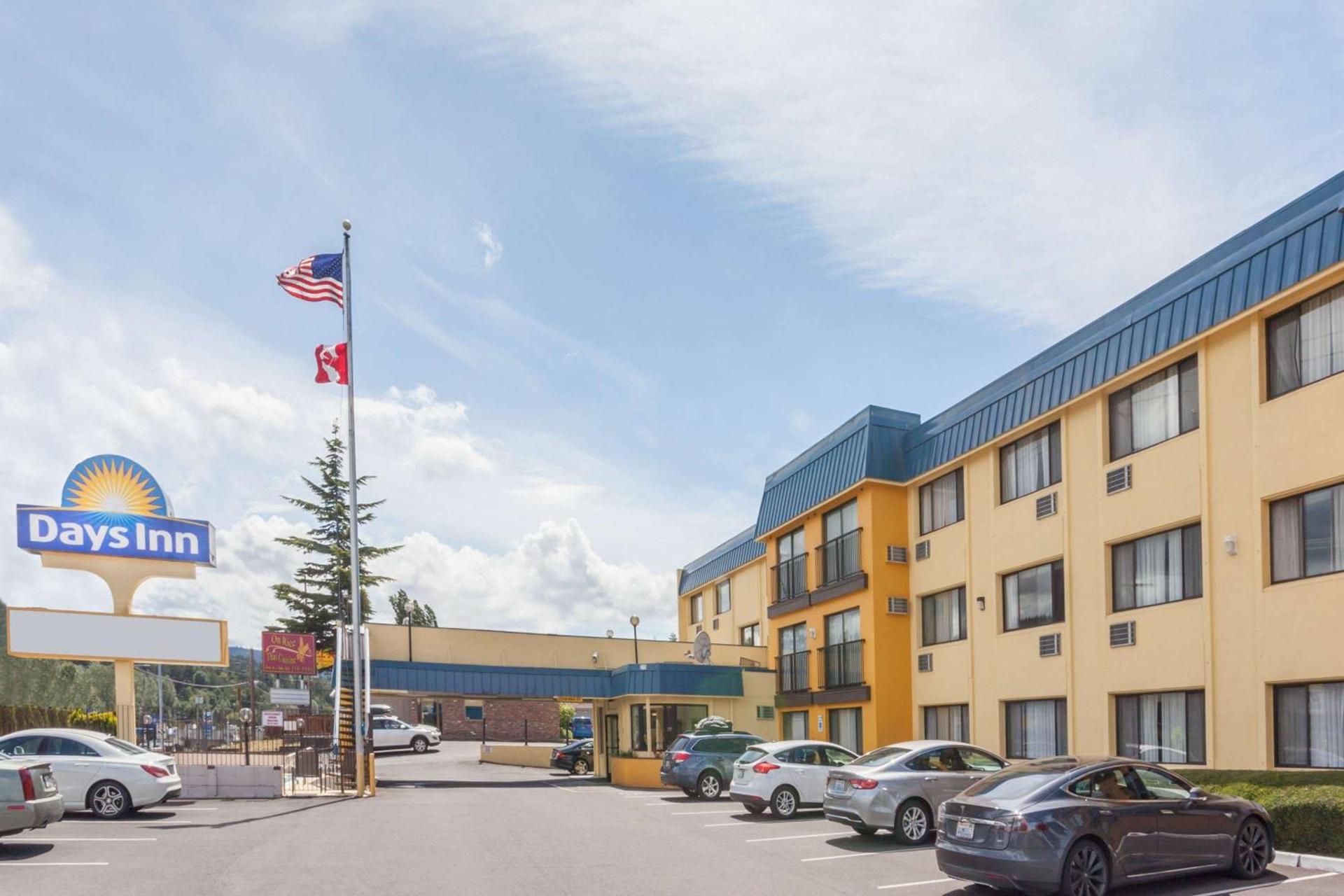 Days Inn By Wyndham Bellingham WA photo 3