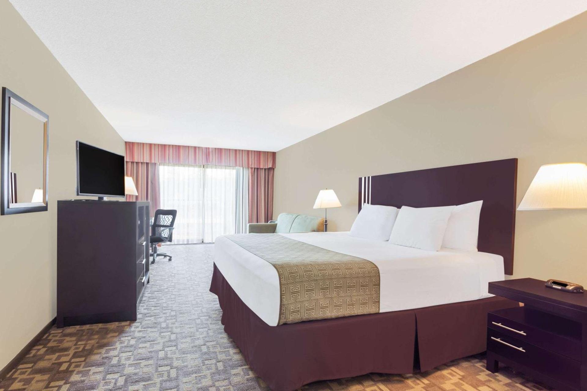 Days Inn By Wyndham Bellingham WA photo 9