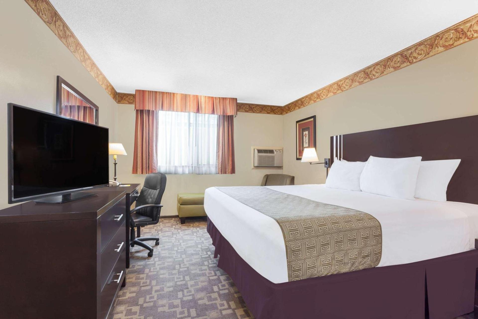 Days Inn By Wyndham Bellingham WA photo 6