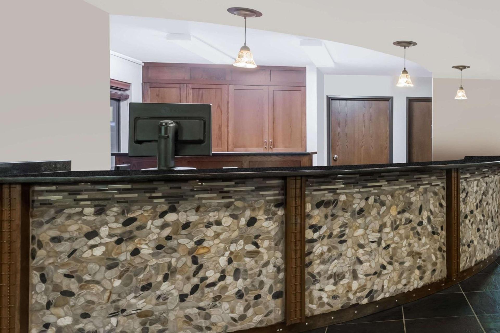 Days Inn by Wyndham Sidney NE photo 2