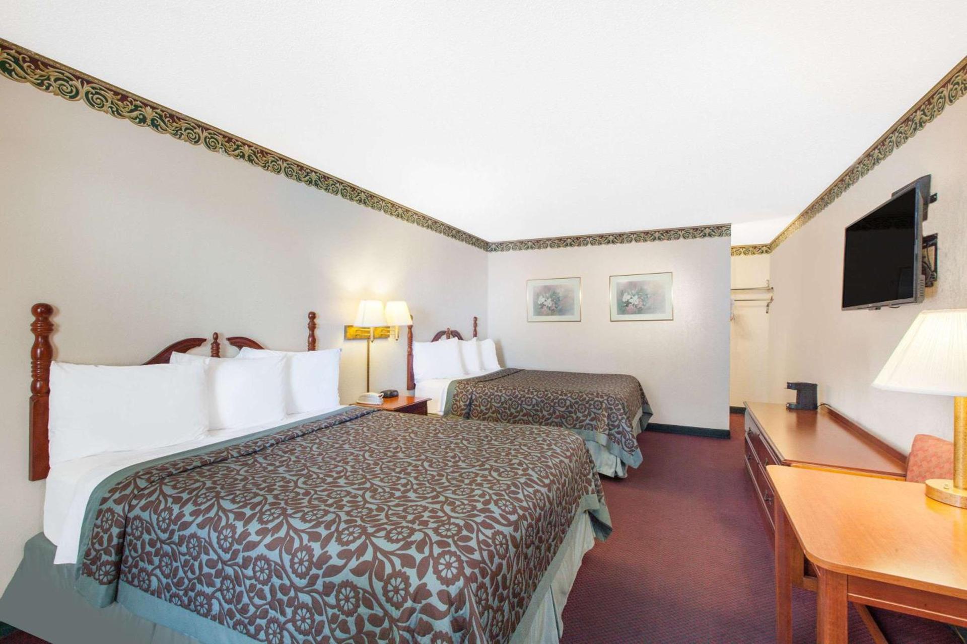Days Inn by Wyndham Erick photo 5