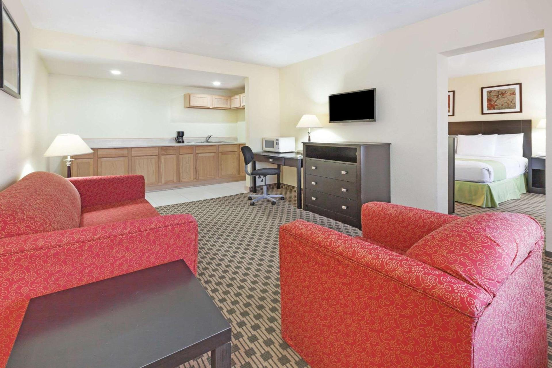 SureStay by Best Western Irving Grapevine DFW North photo 45