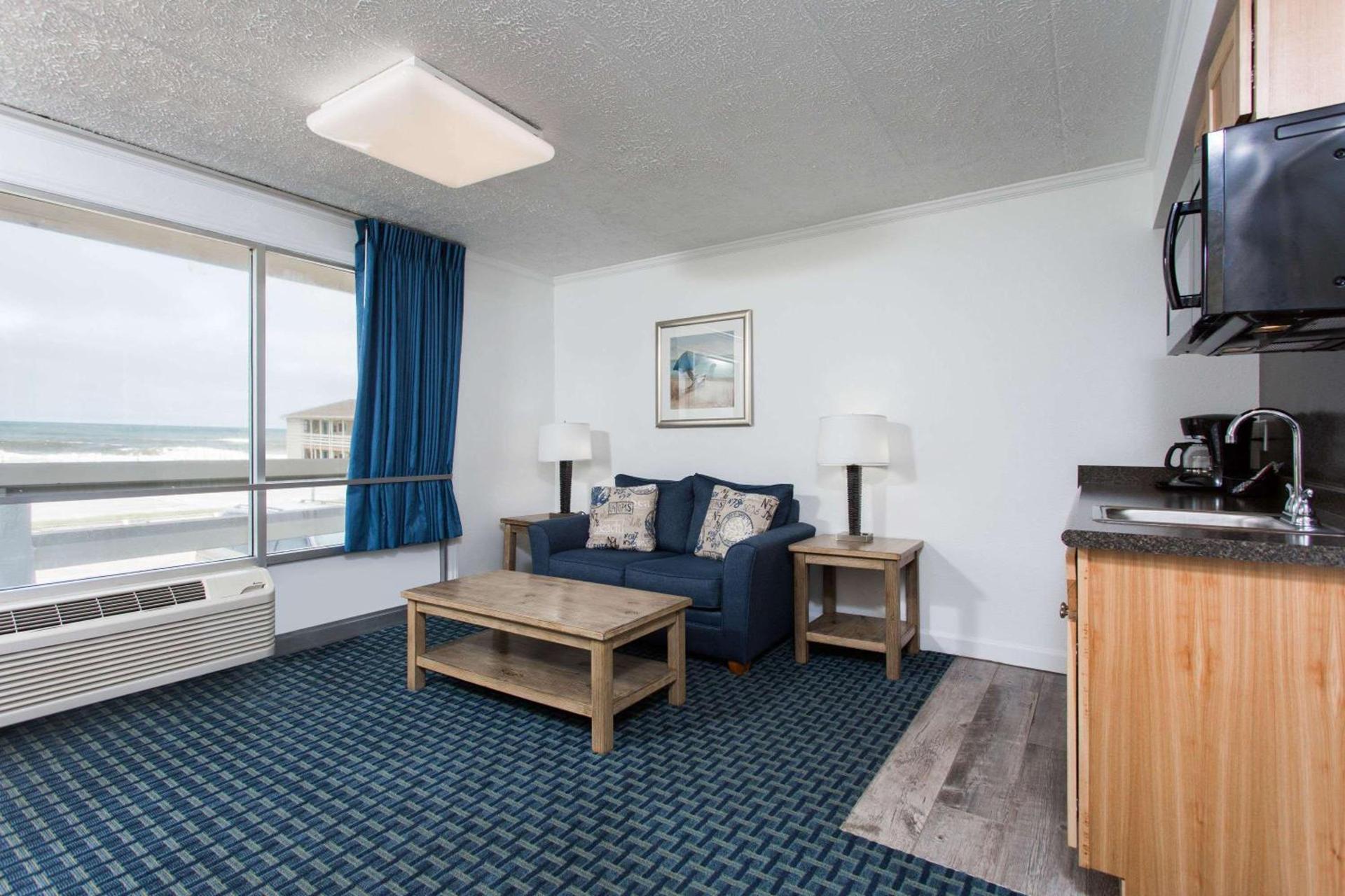 Mariner Inn And Suites photo 11