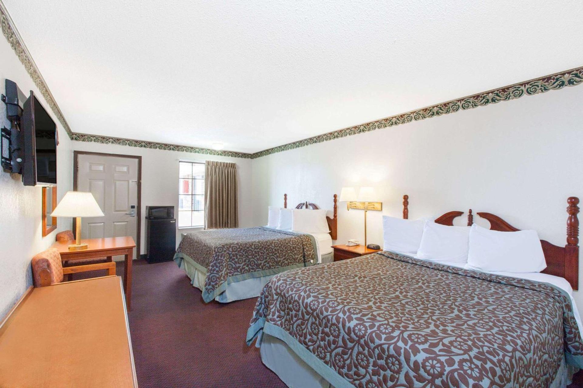 Days Inn by Wyndham Erick photo 8