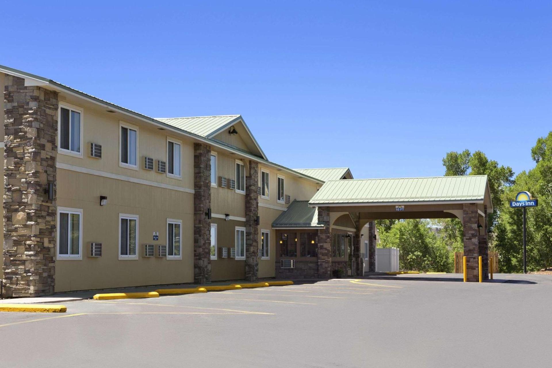 Days Inn & Suites by Wyndham Gunnison photo 5