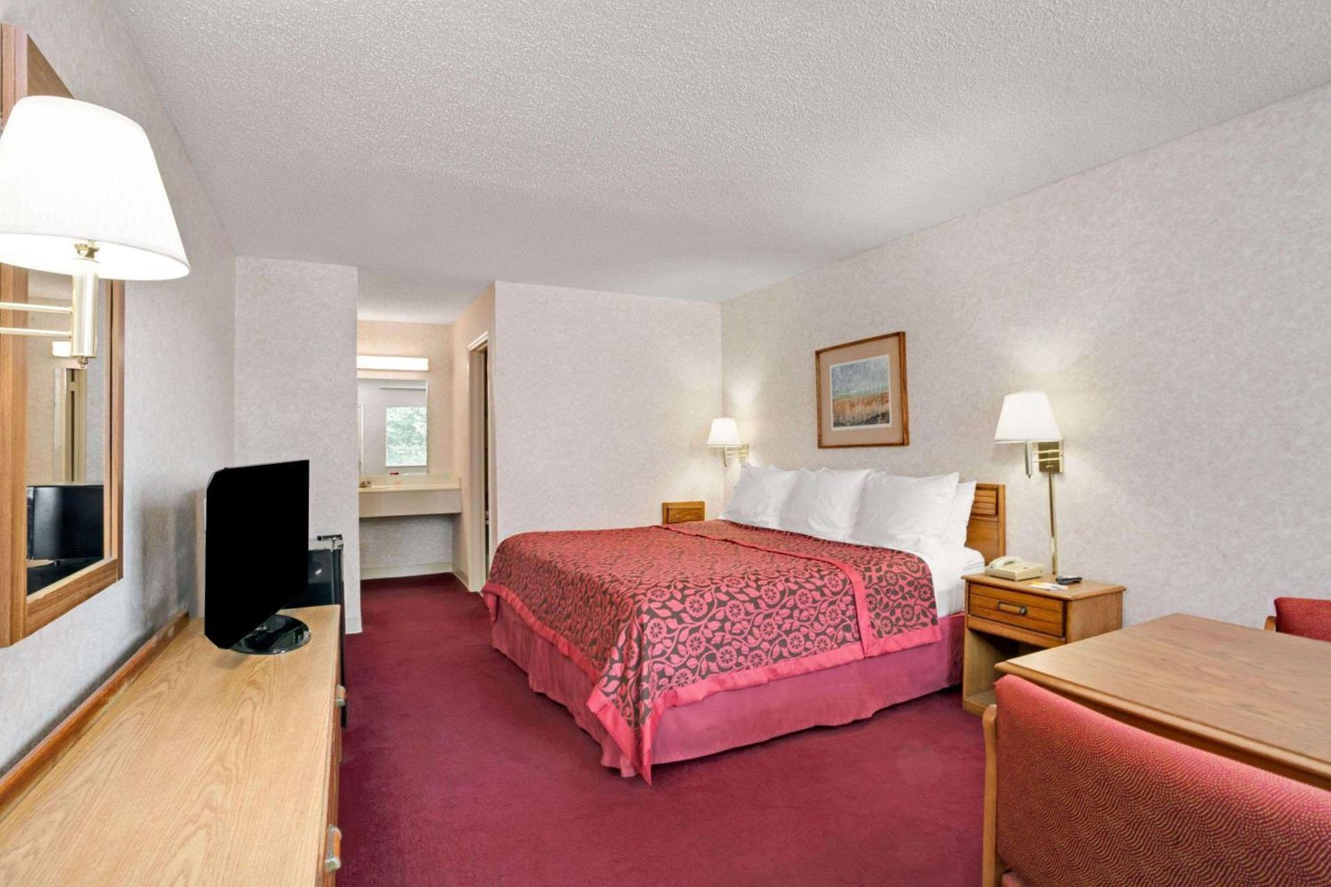 Days Inn by Wyndham Joelton/Nashville photo 5