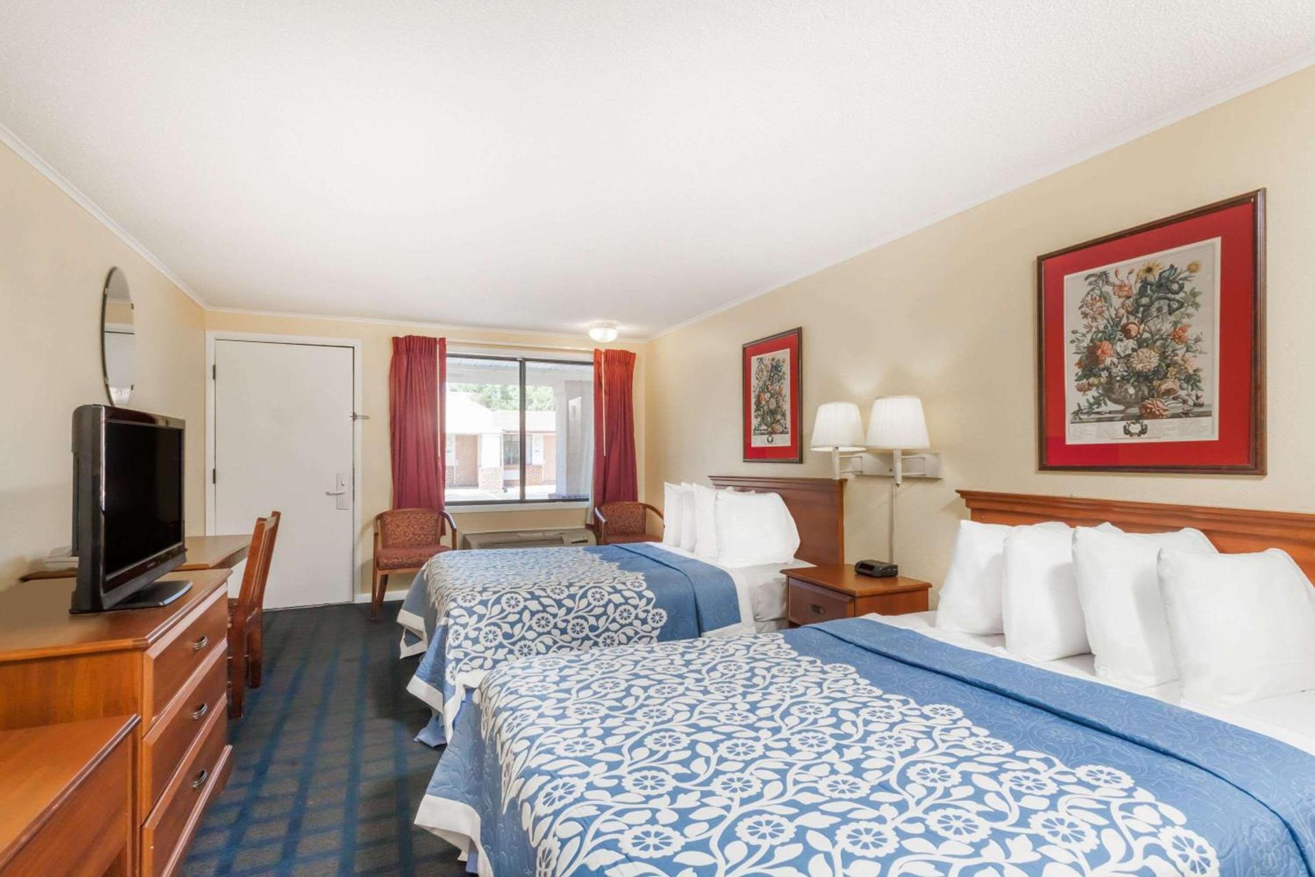 Days Inn by Wyndham Dover Downtown photo 10