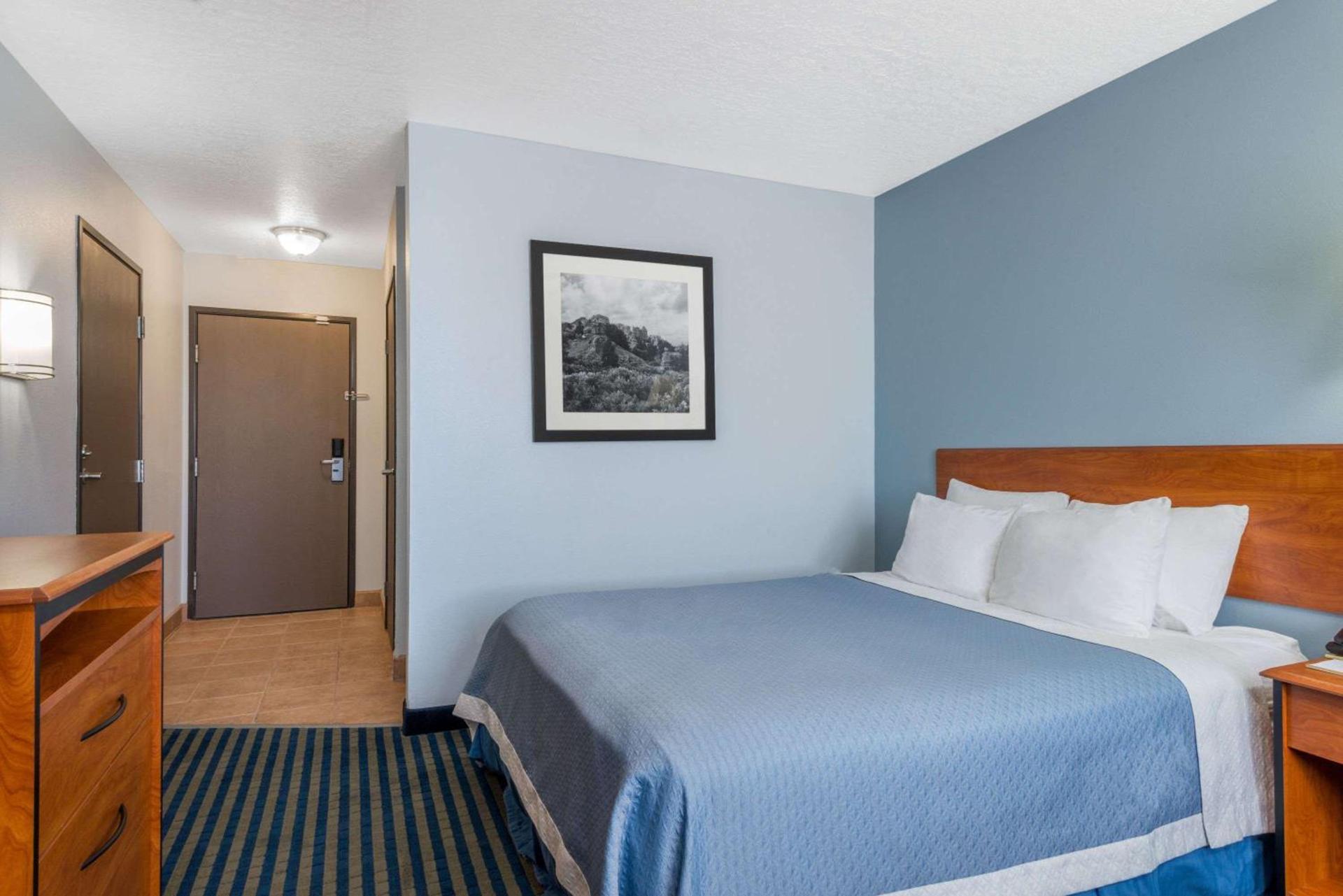 Days Inn by Wyndham Las Vegas photo 14